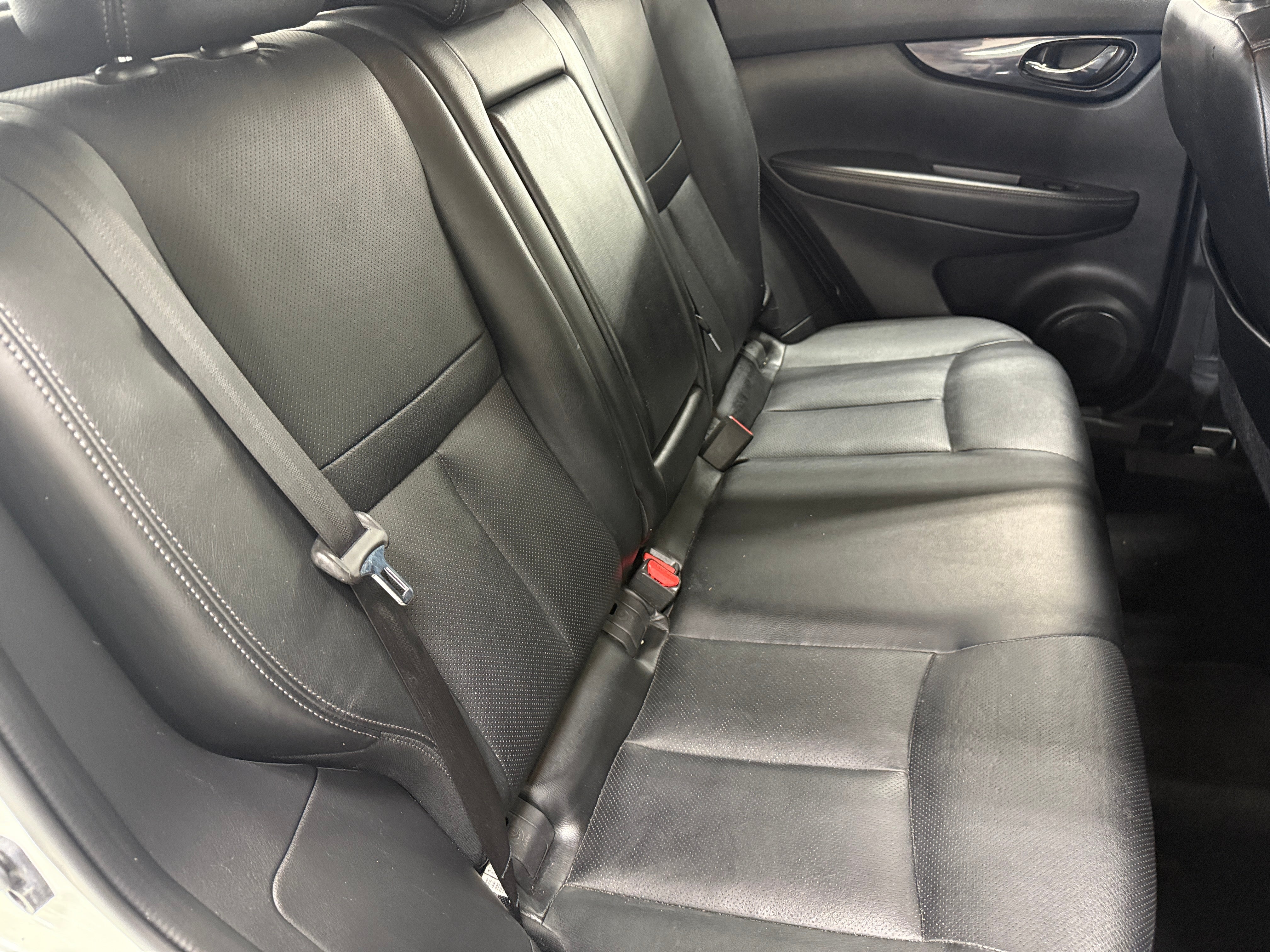 2017 Nissan Rogue Sport SL 5