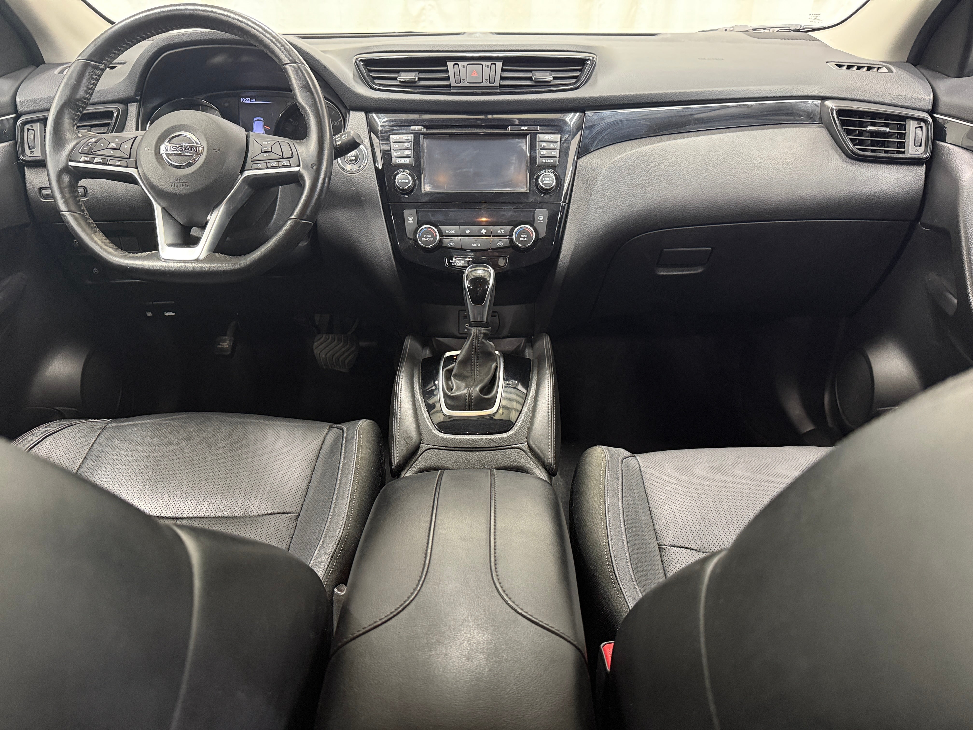 2017 Nissan Rogue Sport SL 2