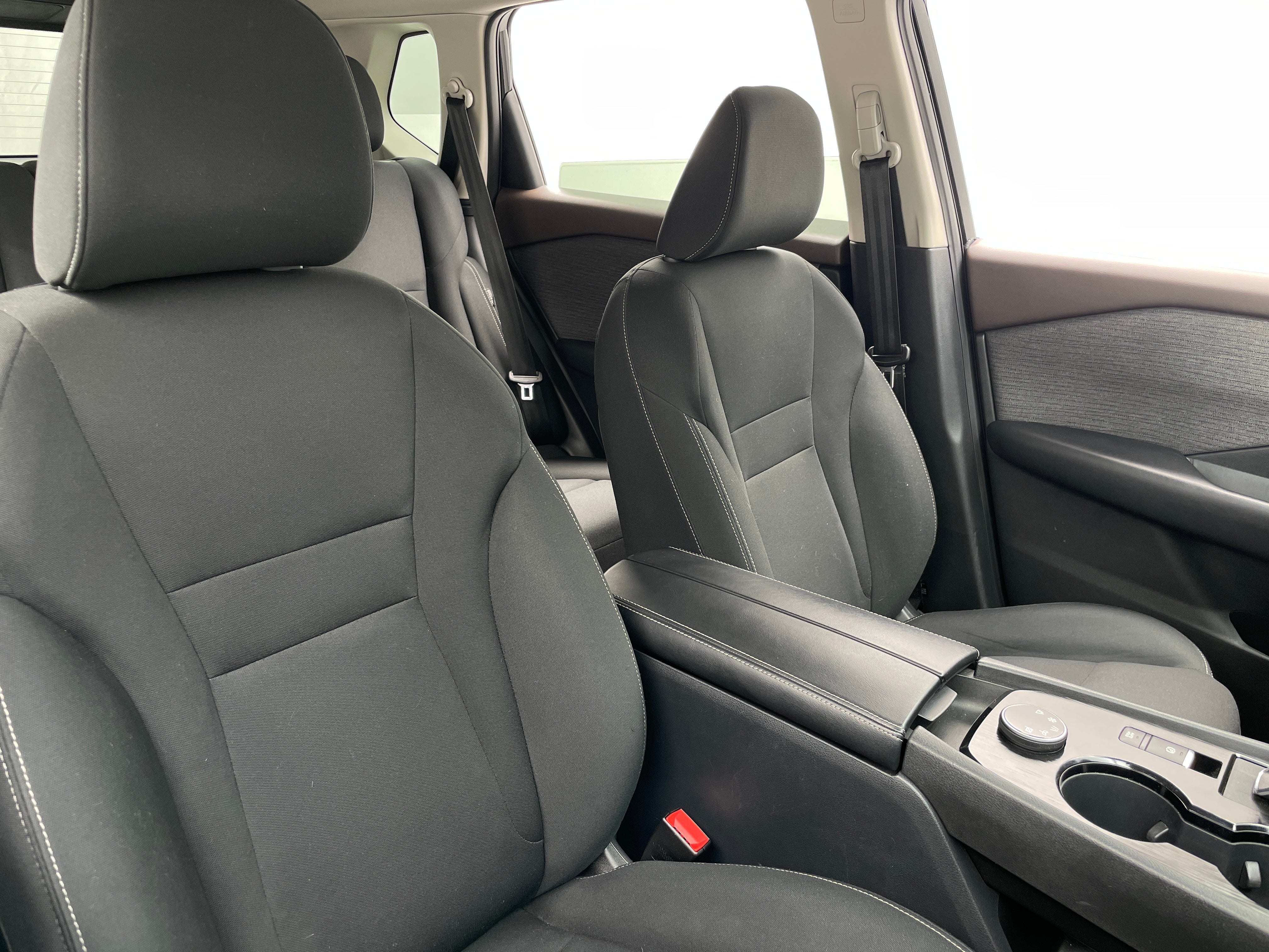 2023 Nissan Rogue S 2