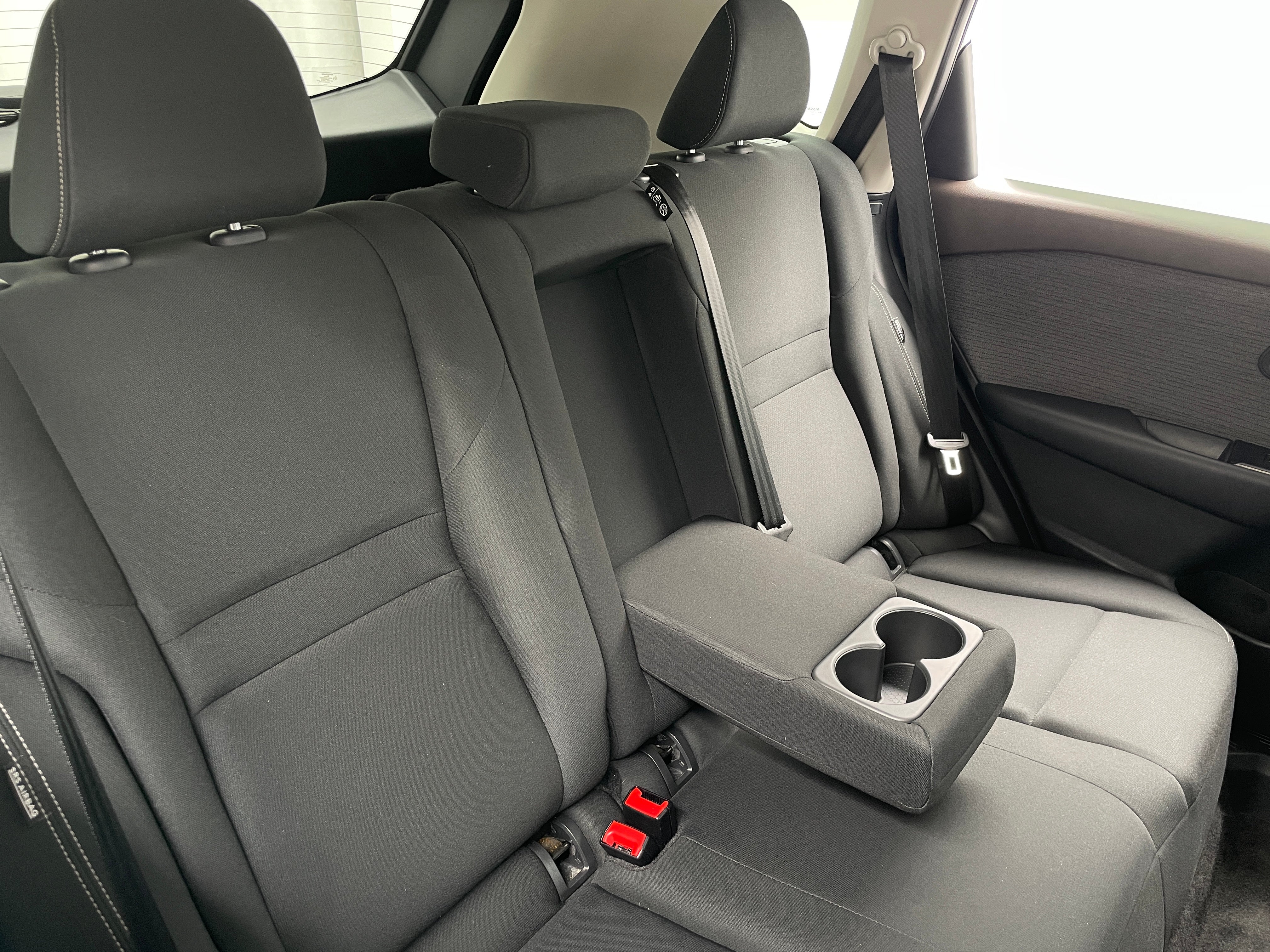 2023 Nissan Rogue S 6
