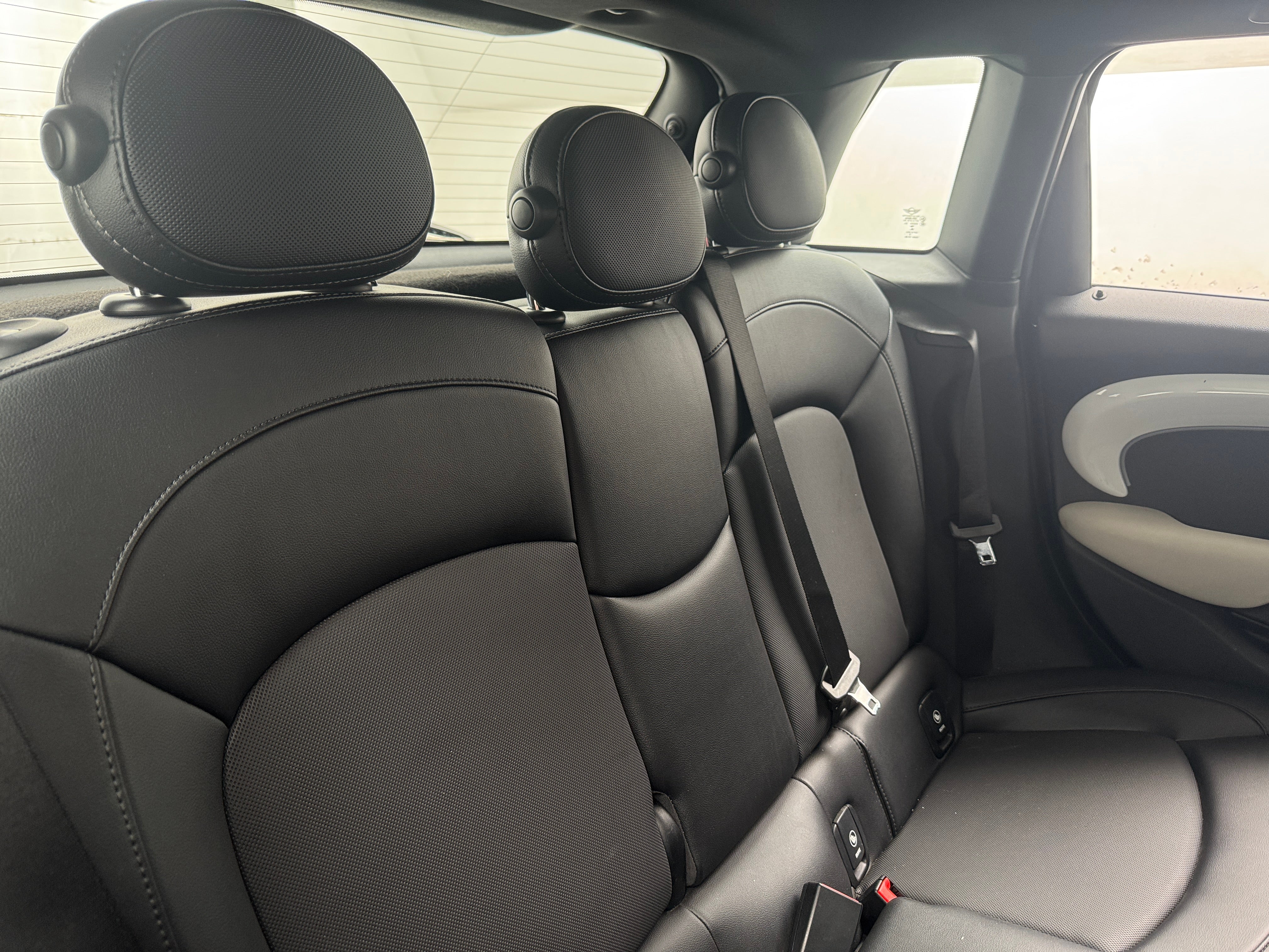 2017 MINI Cooper Hardtop S 5