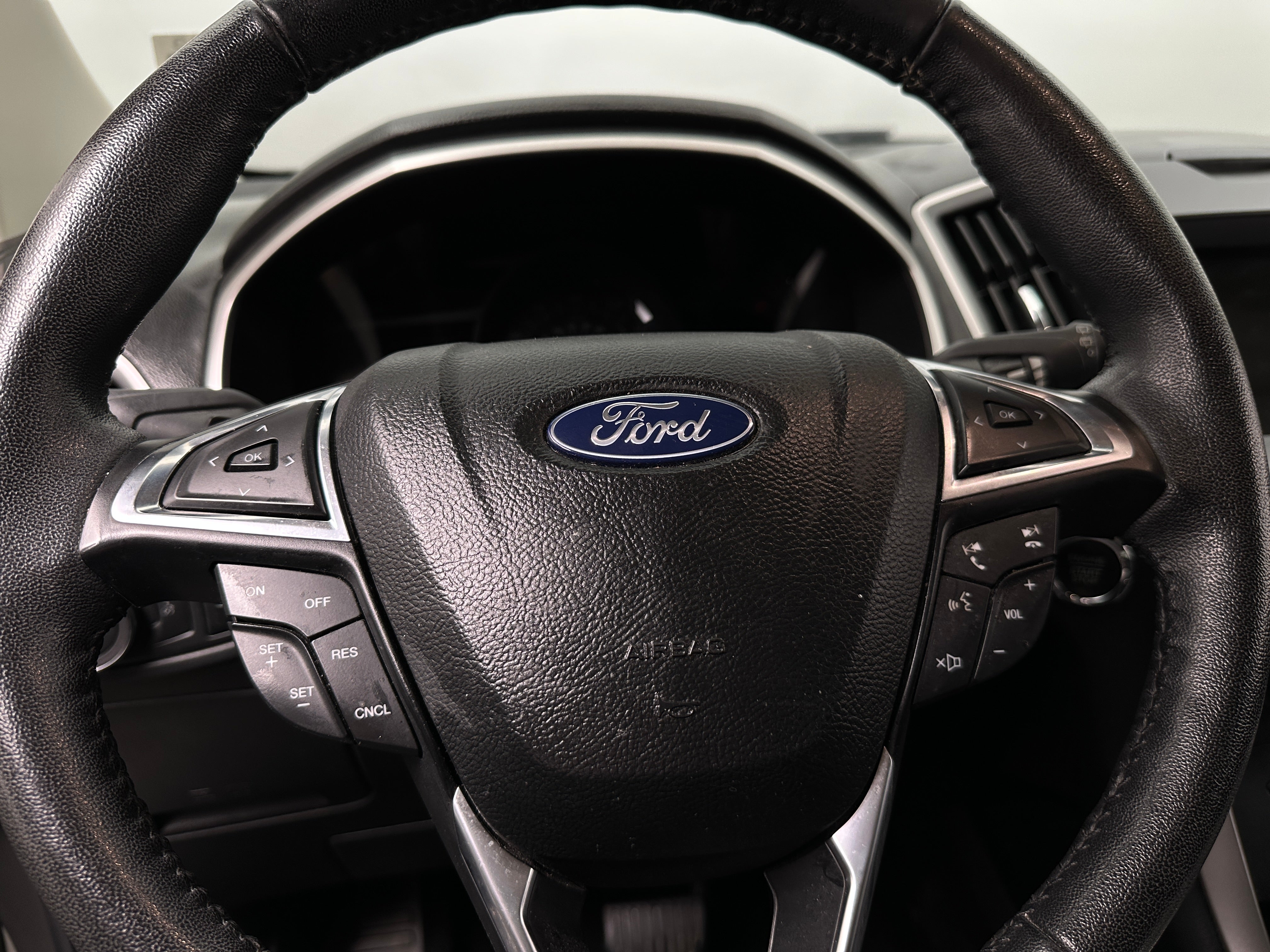 2018 Ford Edge SEL 4
