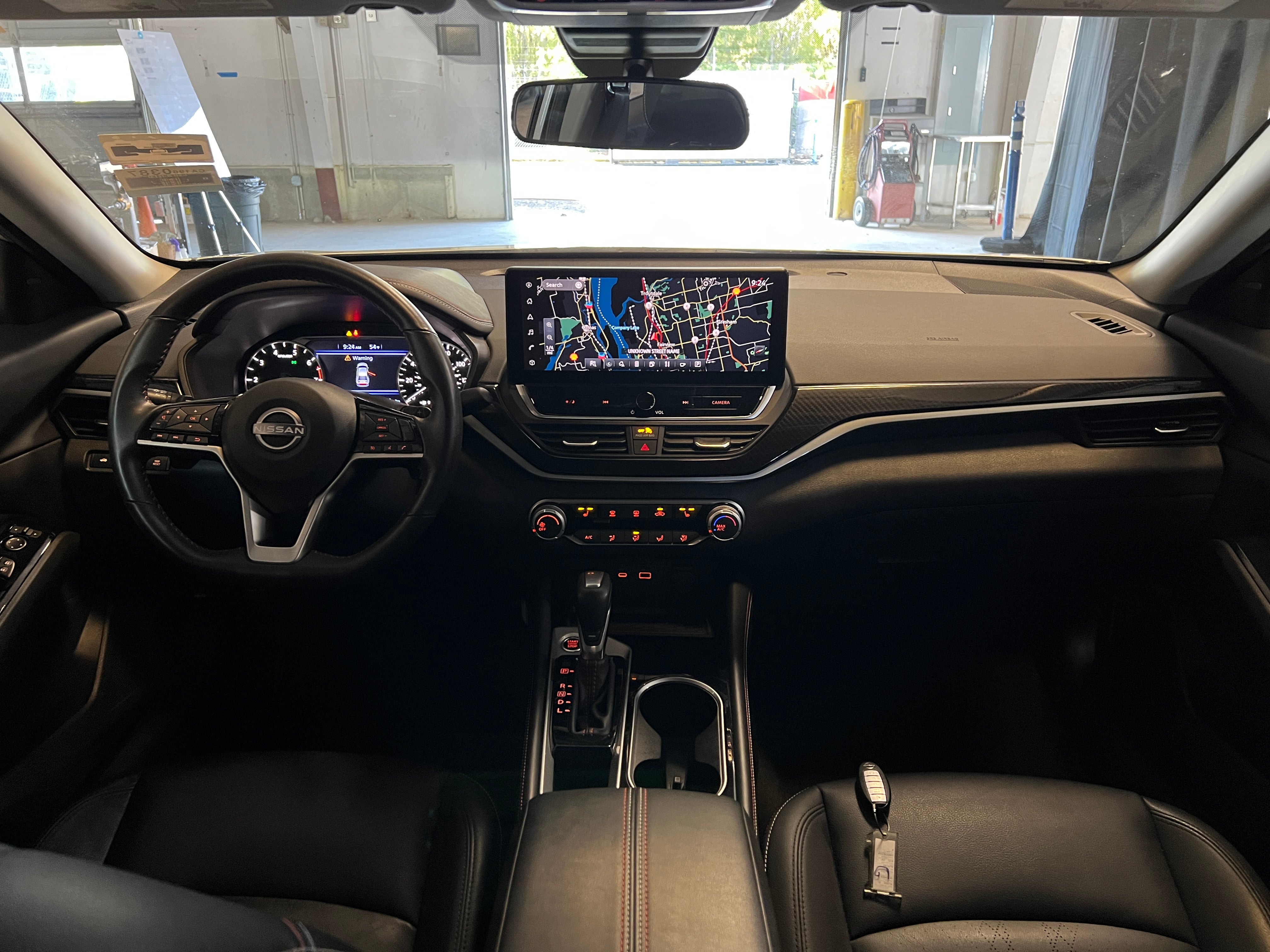 2024 Nissan Altima SR 2
