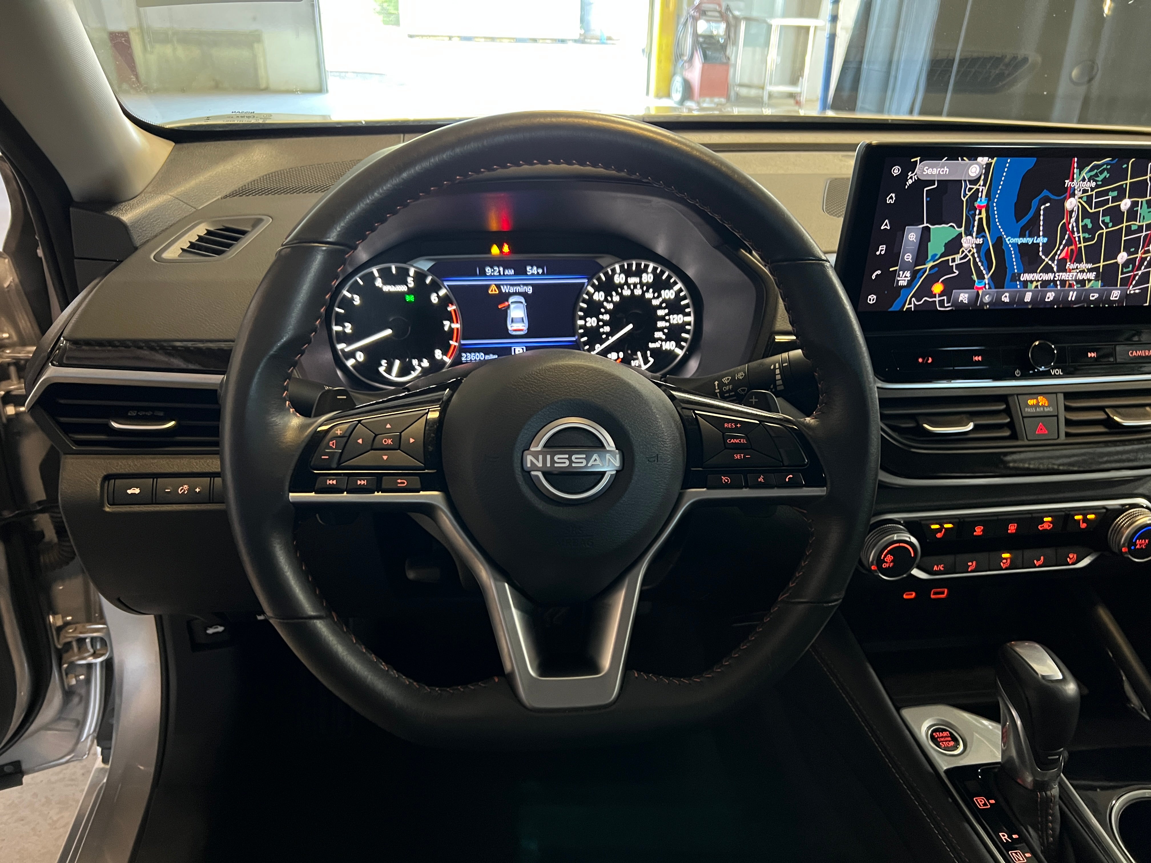 2024 Nissan Altima SR 4