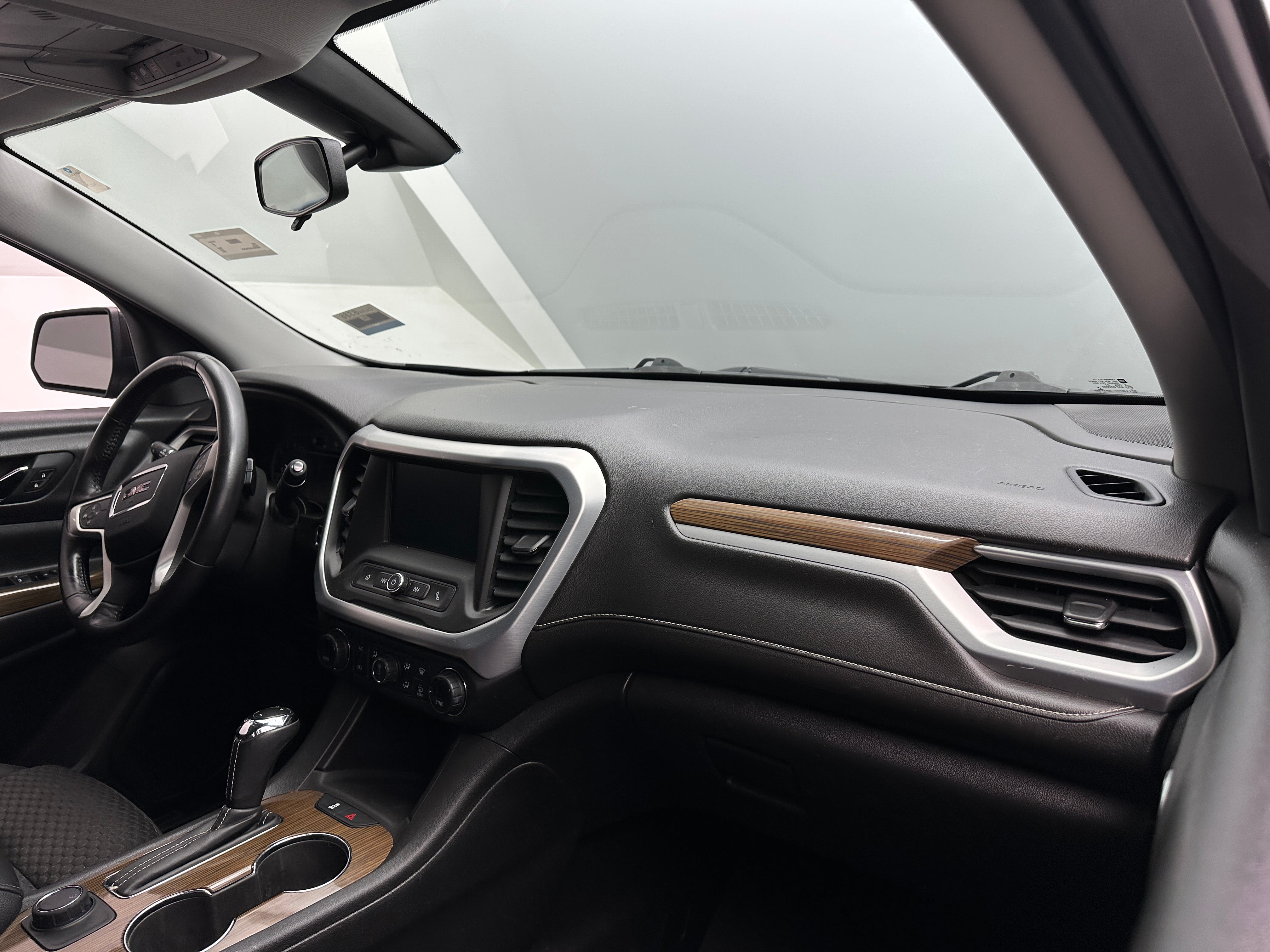 2018 GMC Acadia SLE 3