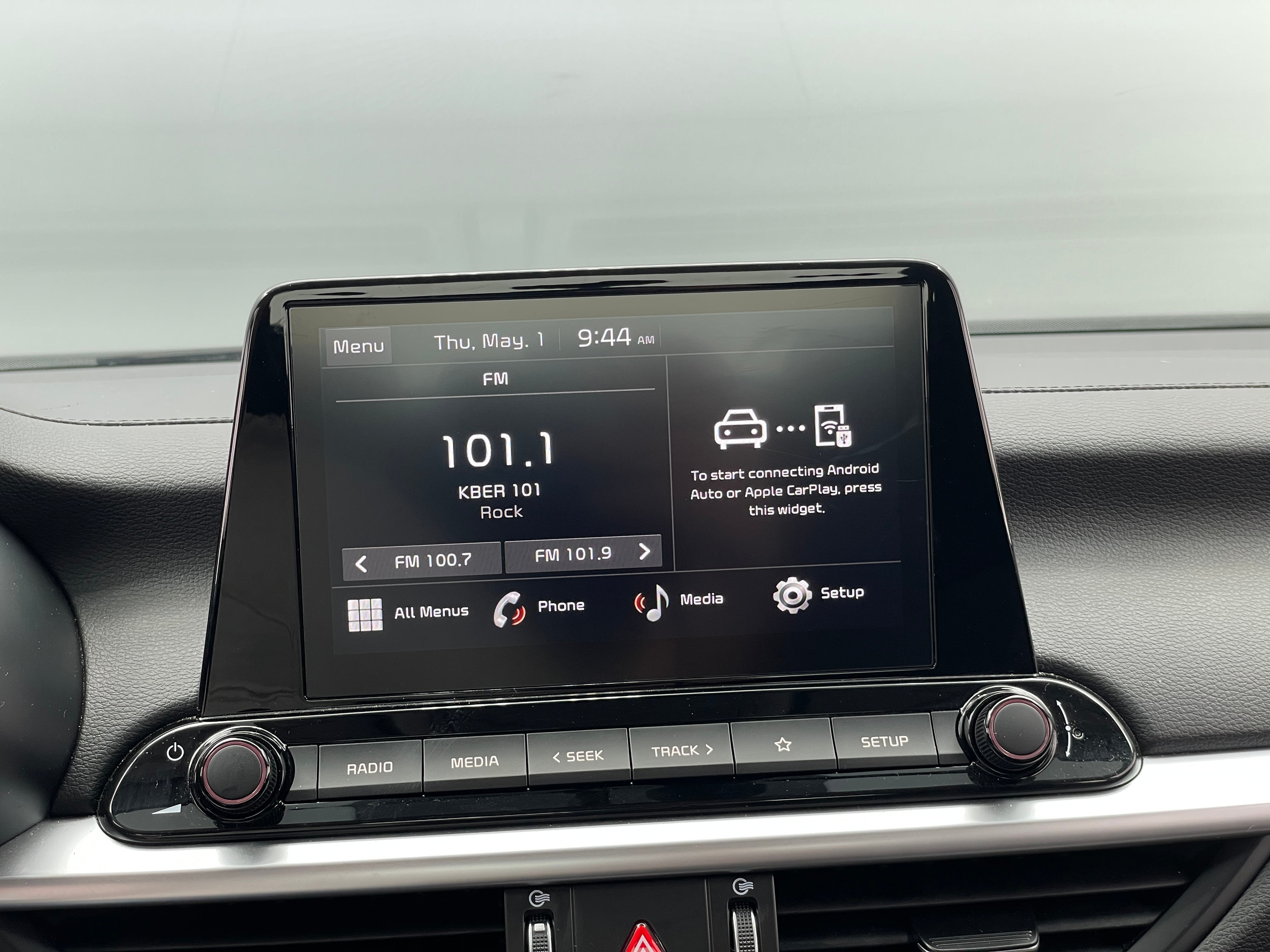2024 Kia Forte LXS 4