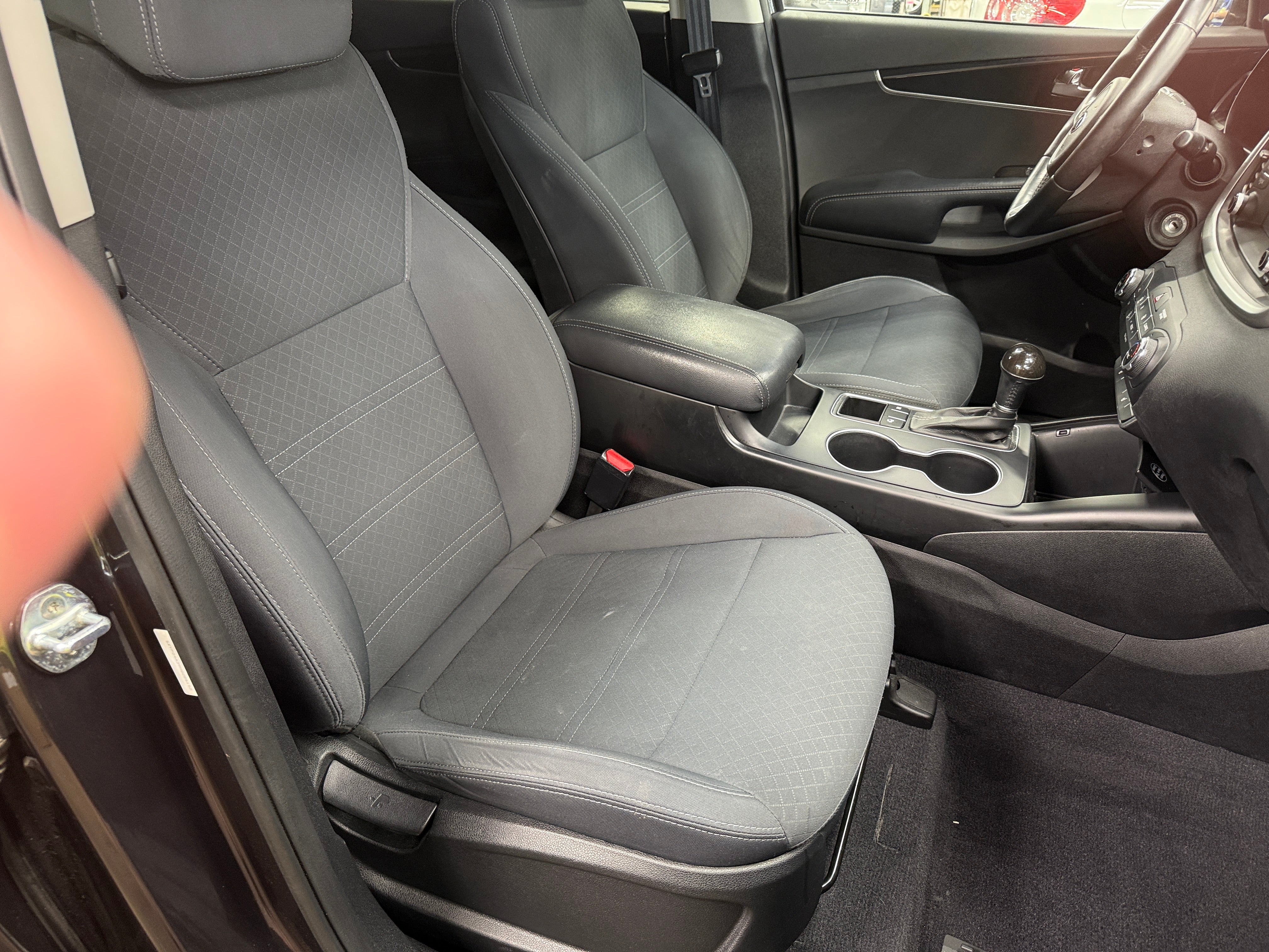 2017 Kia Sorento LX 2