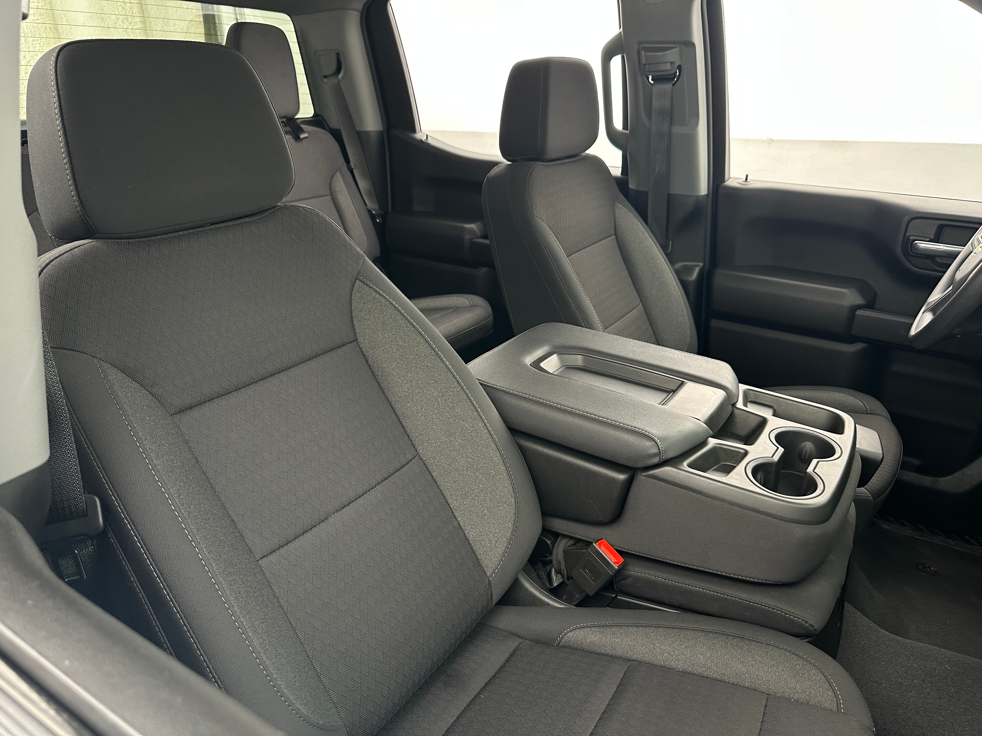 2024 Chevrolet Silverado 1500 Custom 2