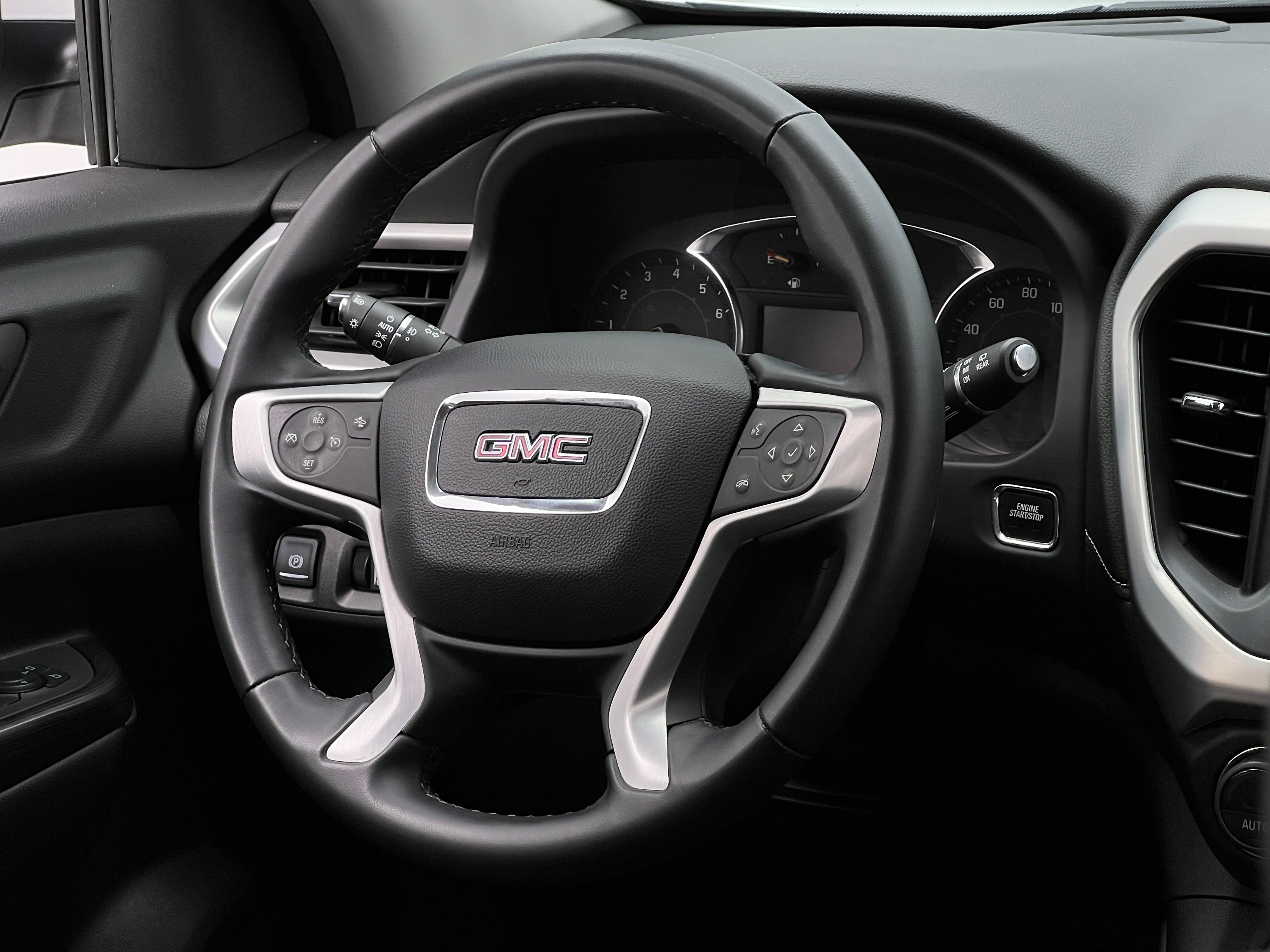 2023 GMC Acadia SLT 4