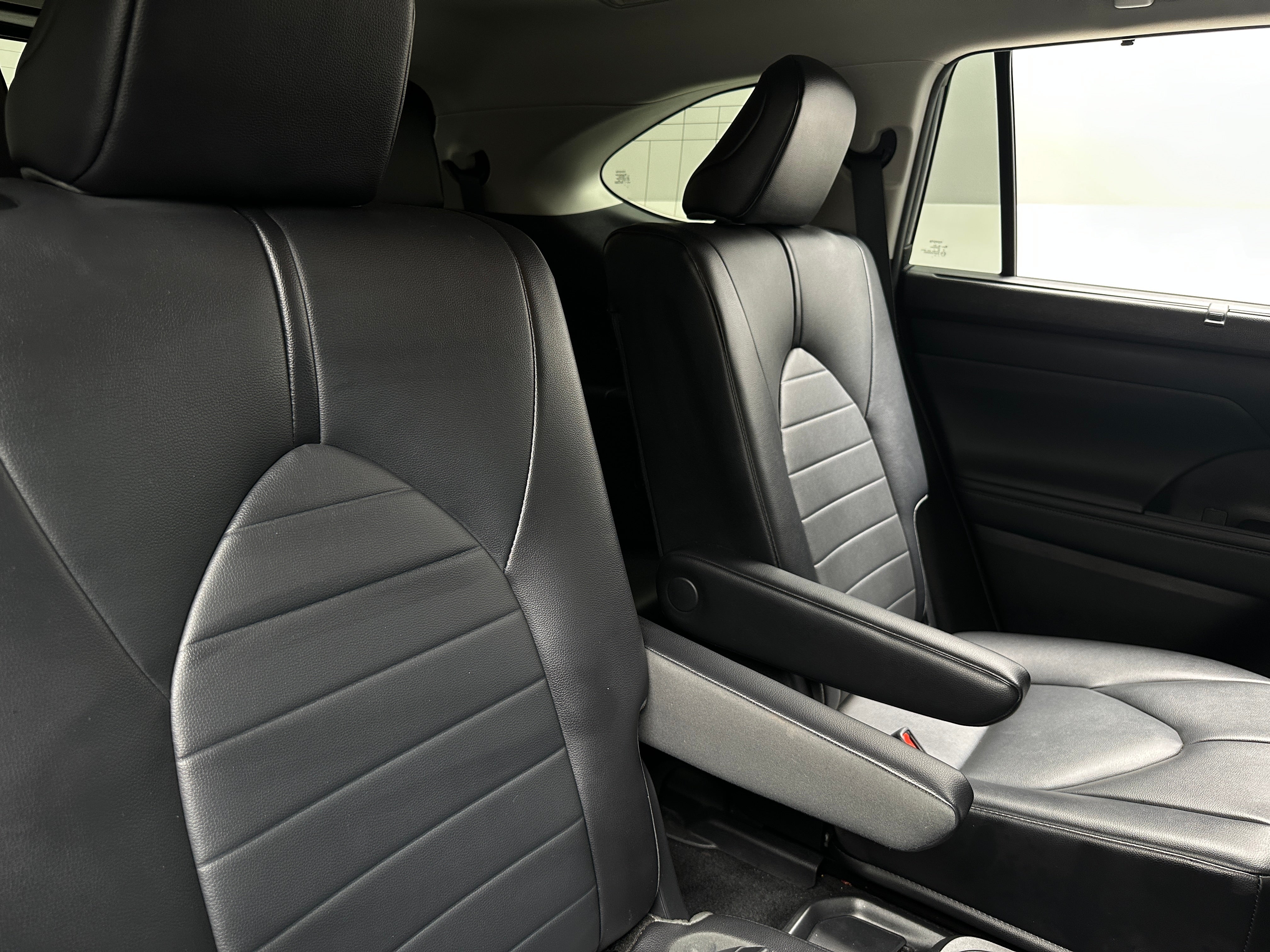 2021 Toyota Highlander XLE 5