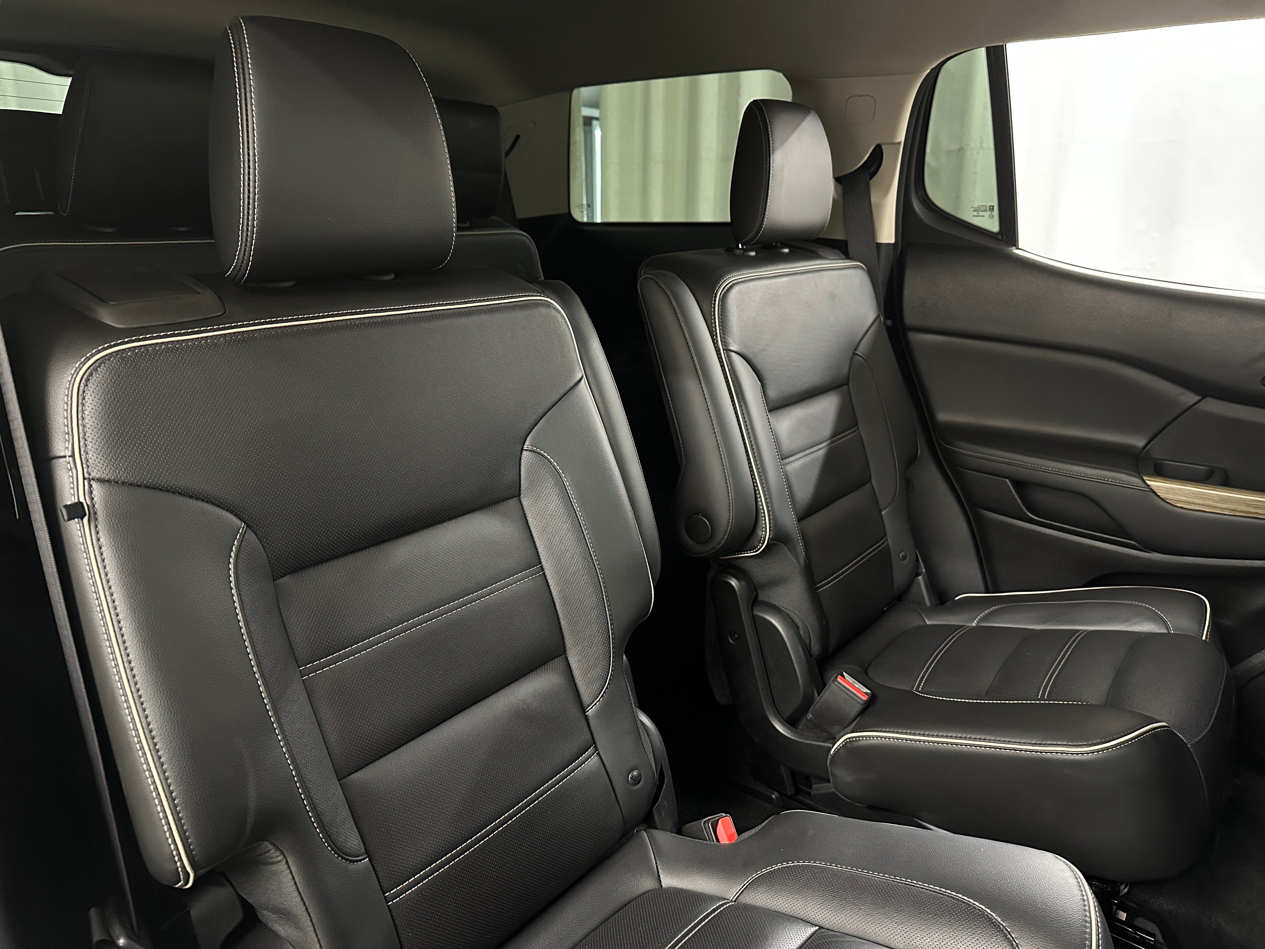 2018 GMC Acadia Denali 5