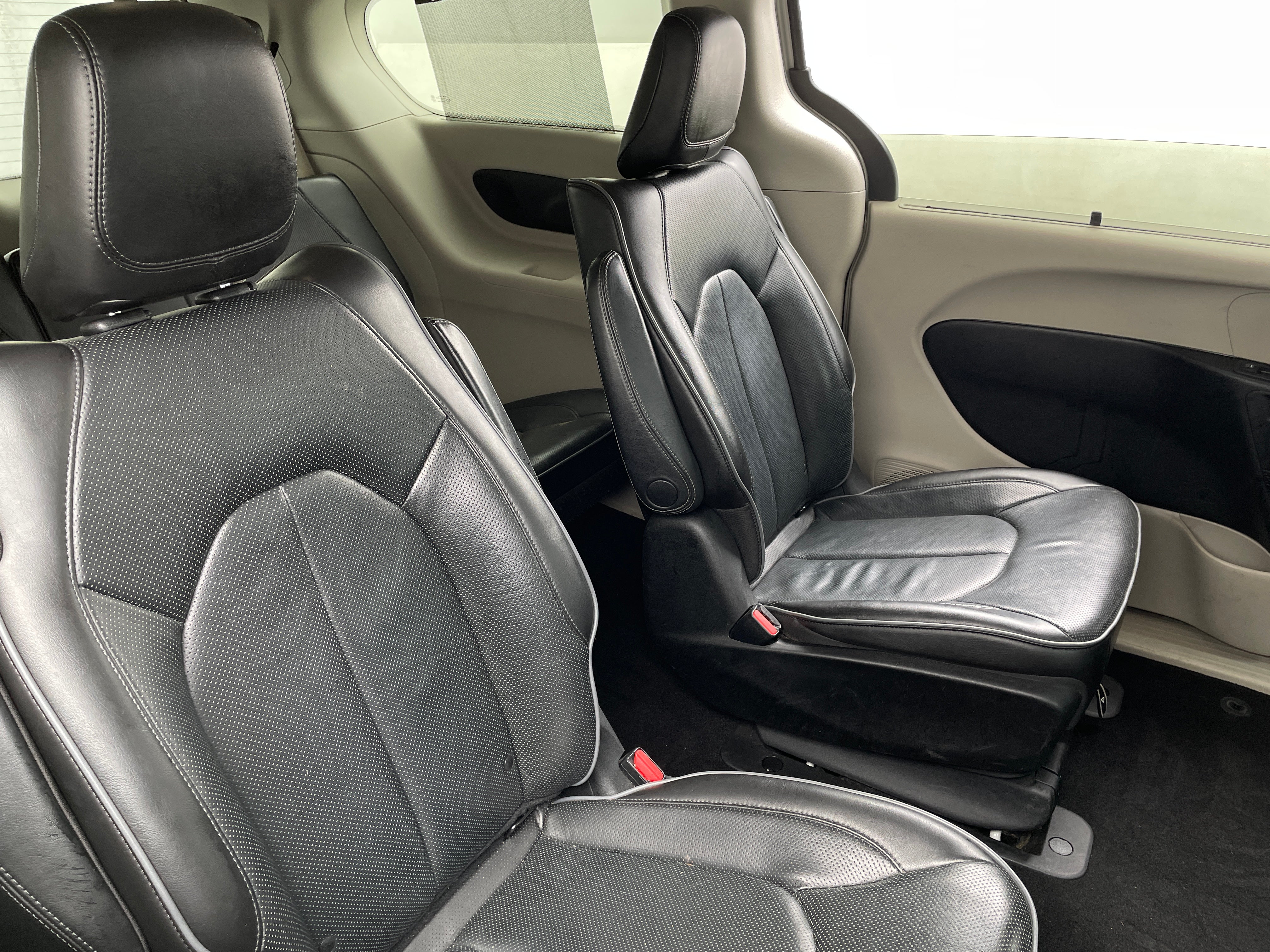 2020 Chrysler Pacifica Hybrid Limited 5