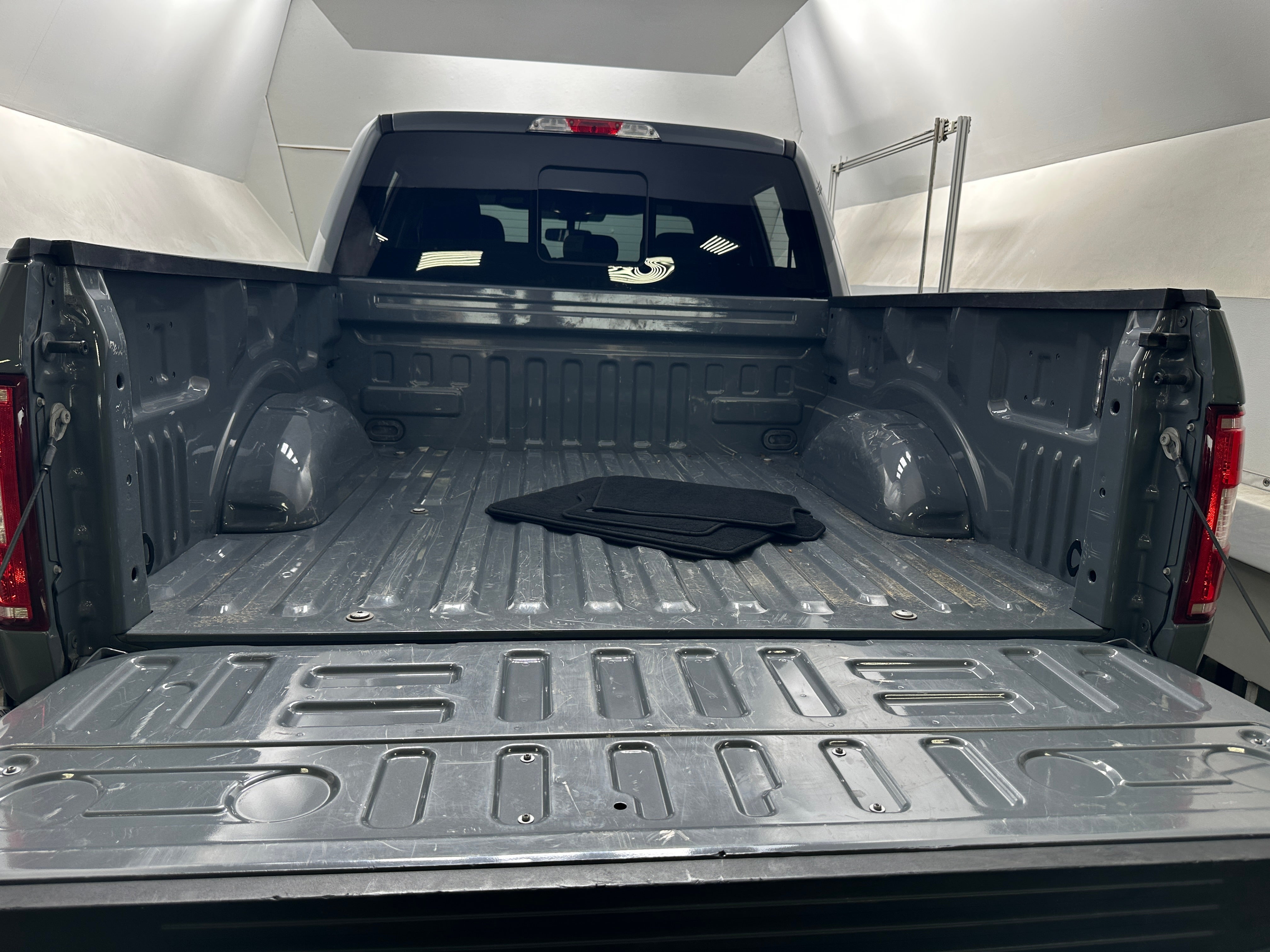 2019 Ford Econoline E-150 7