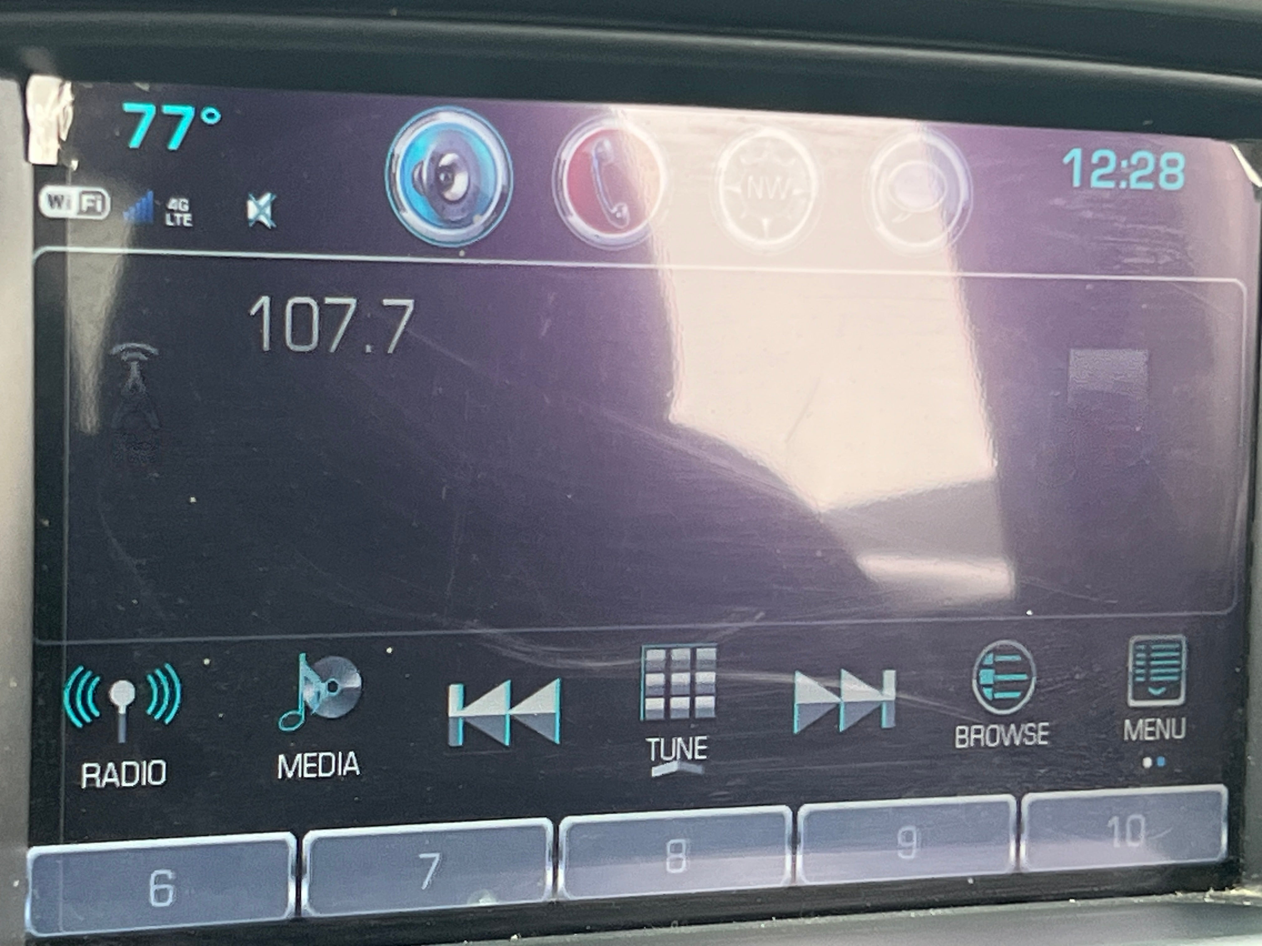 2018 GMC Canyon SLE 4
