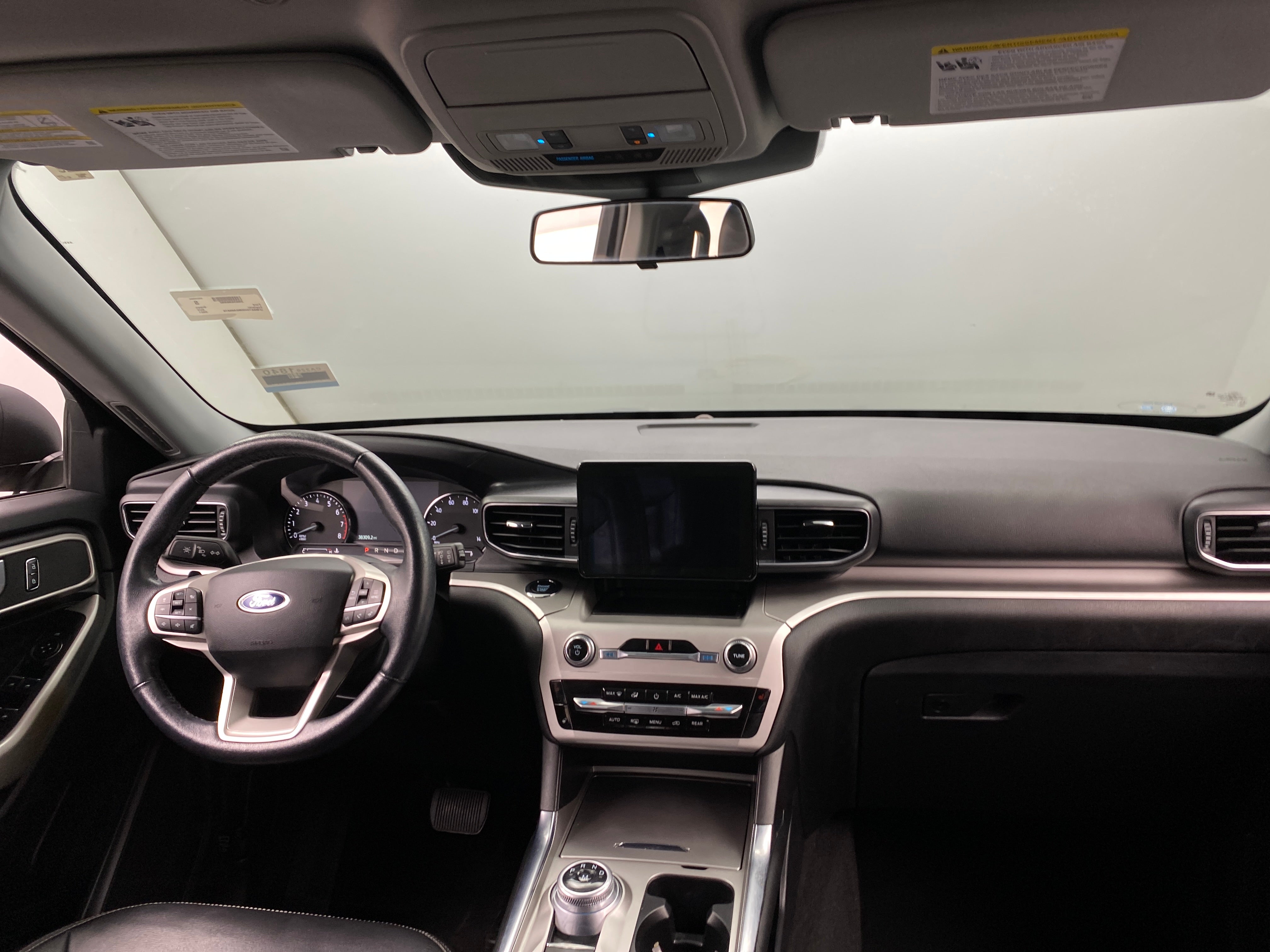 2021 Ford Explorer XLT 2