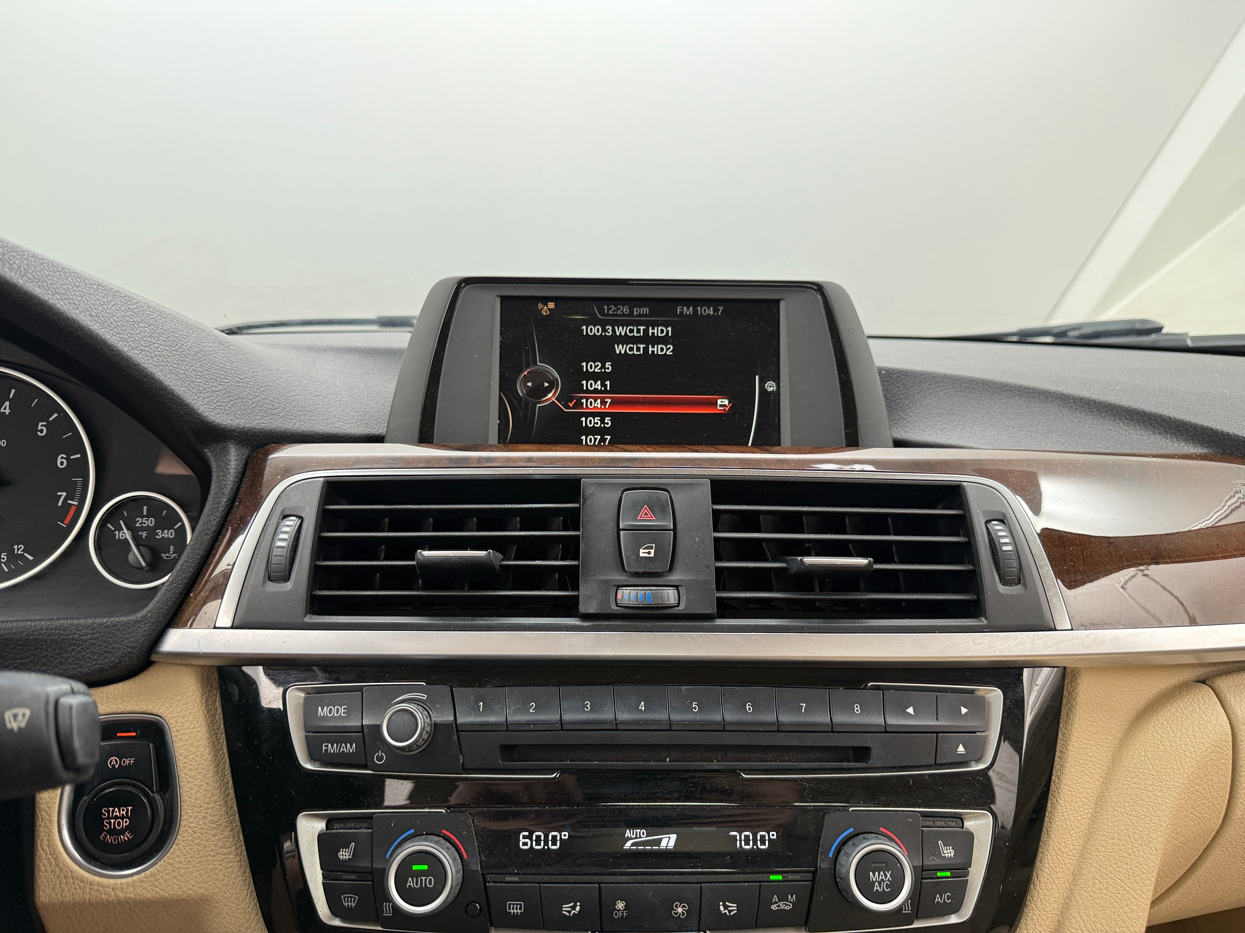 2016 BMW 3 Series 320i xDrive 3