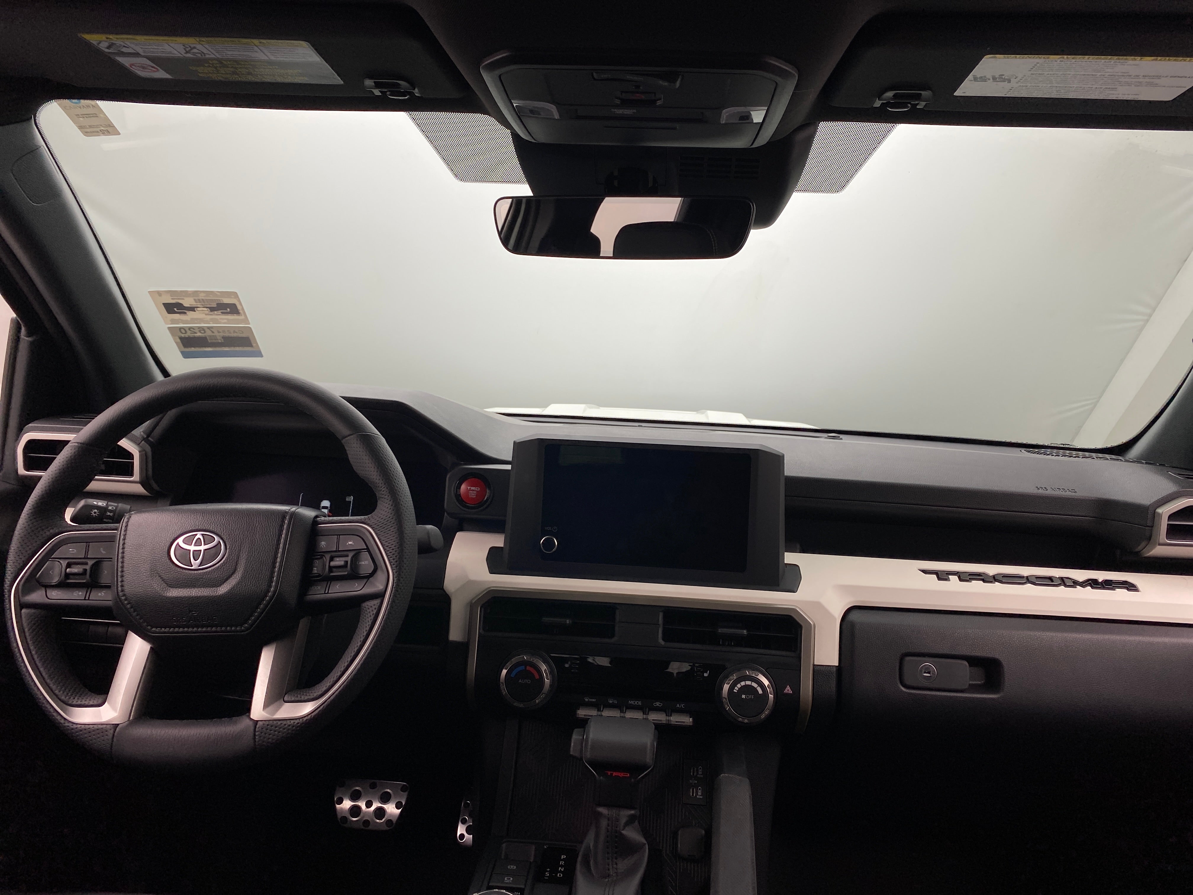 2024 Toyota Tacoma TRD Sport 3