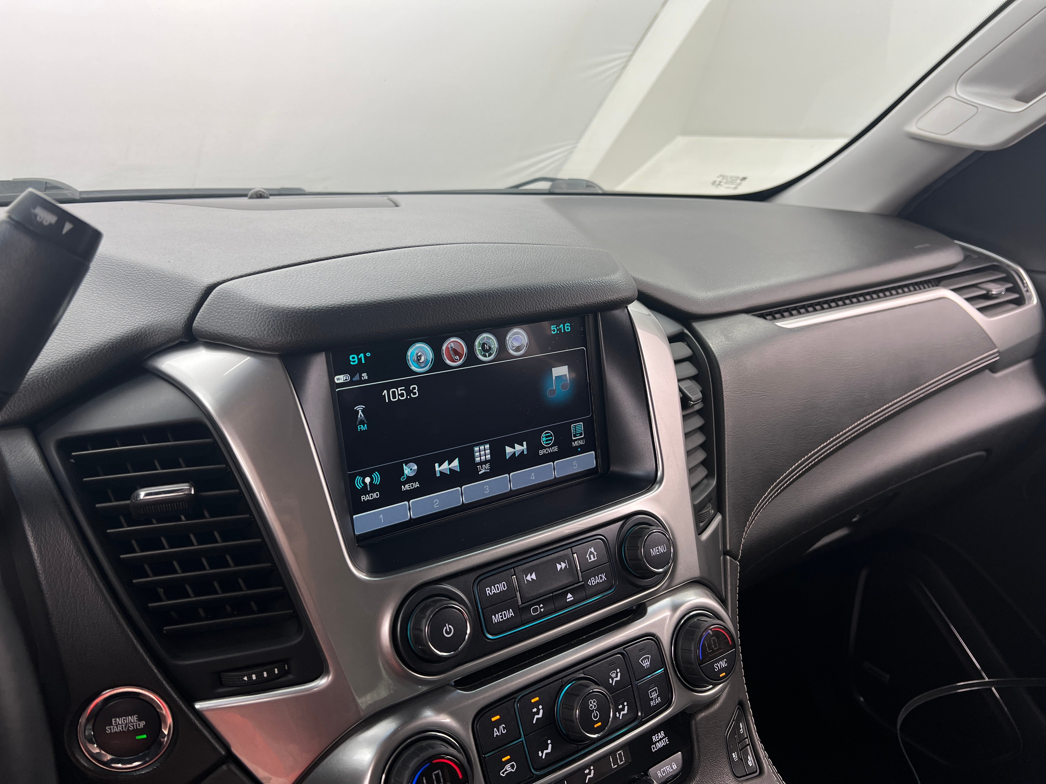2020 Chevrolet Suburban Premier 3
