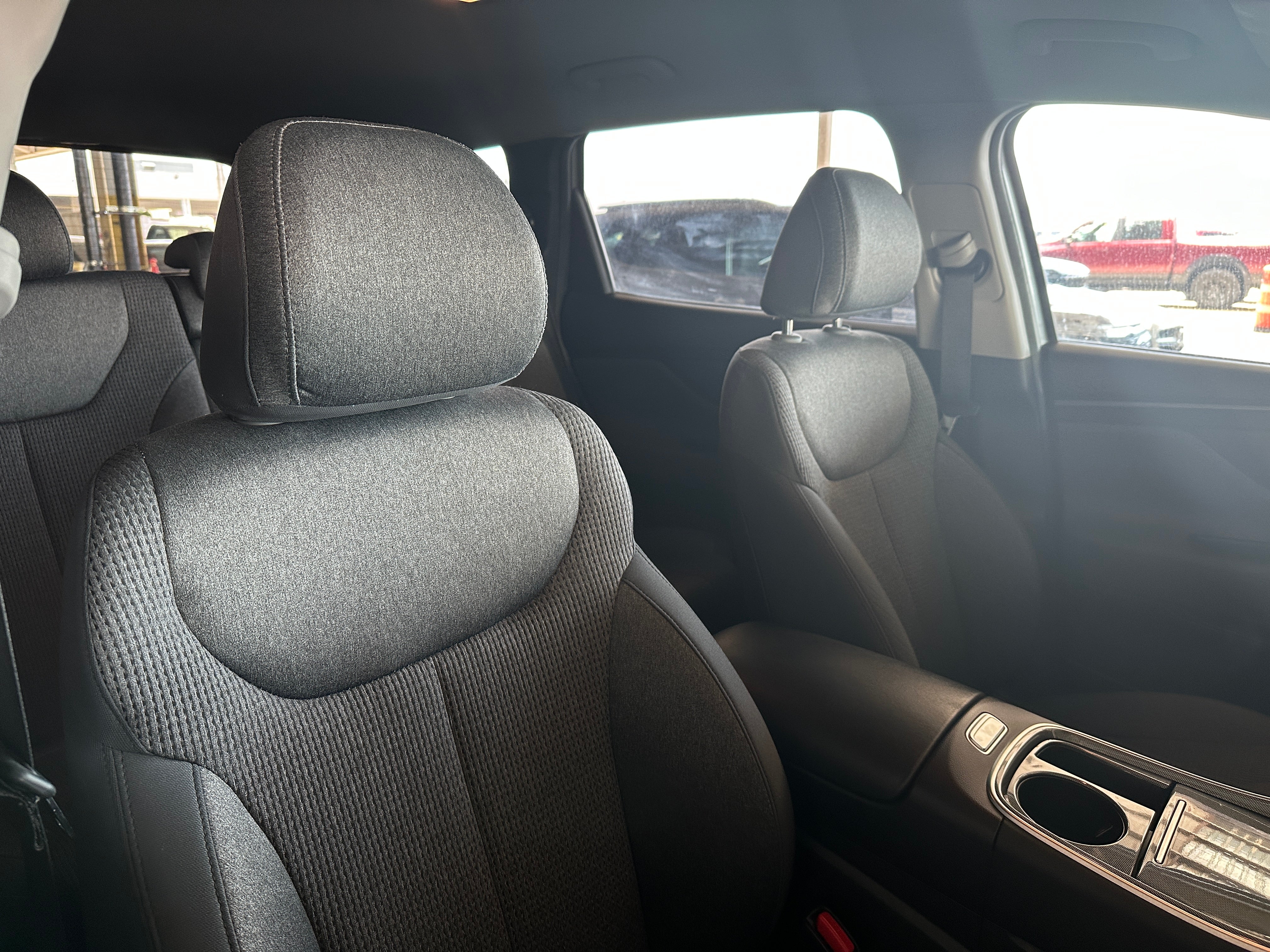 2022 Hyundai Santa Fe SEL 2