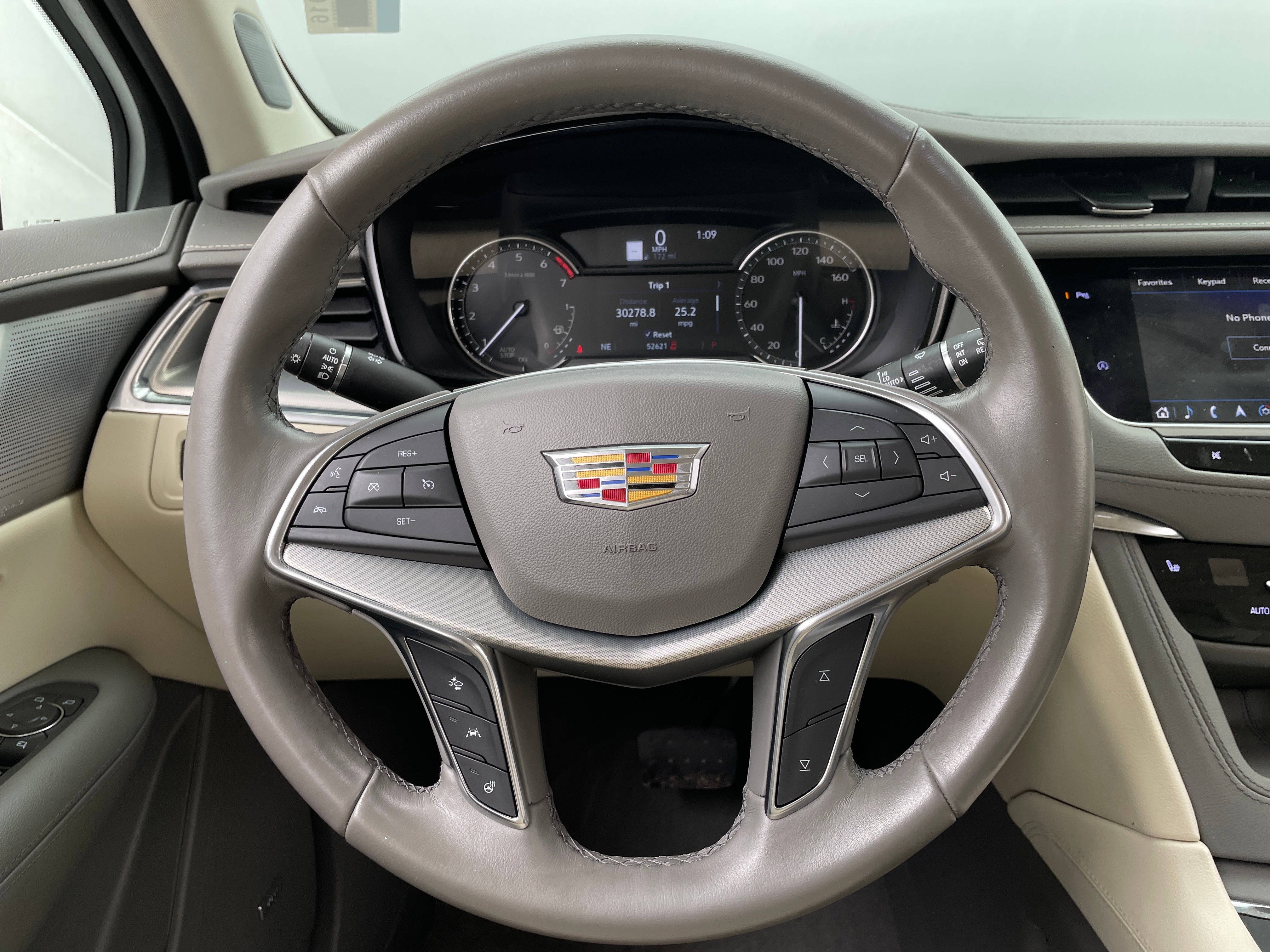 2020 Cadillac XT5 Premium Luxury 4