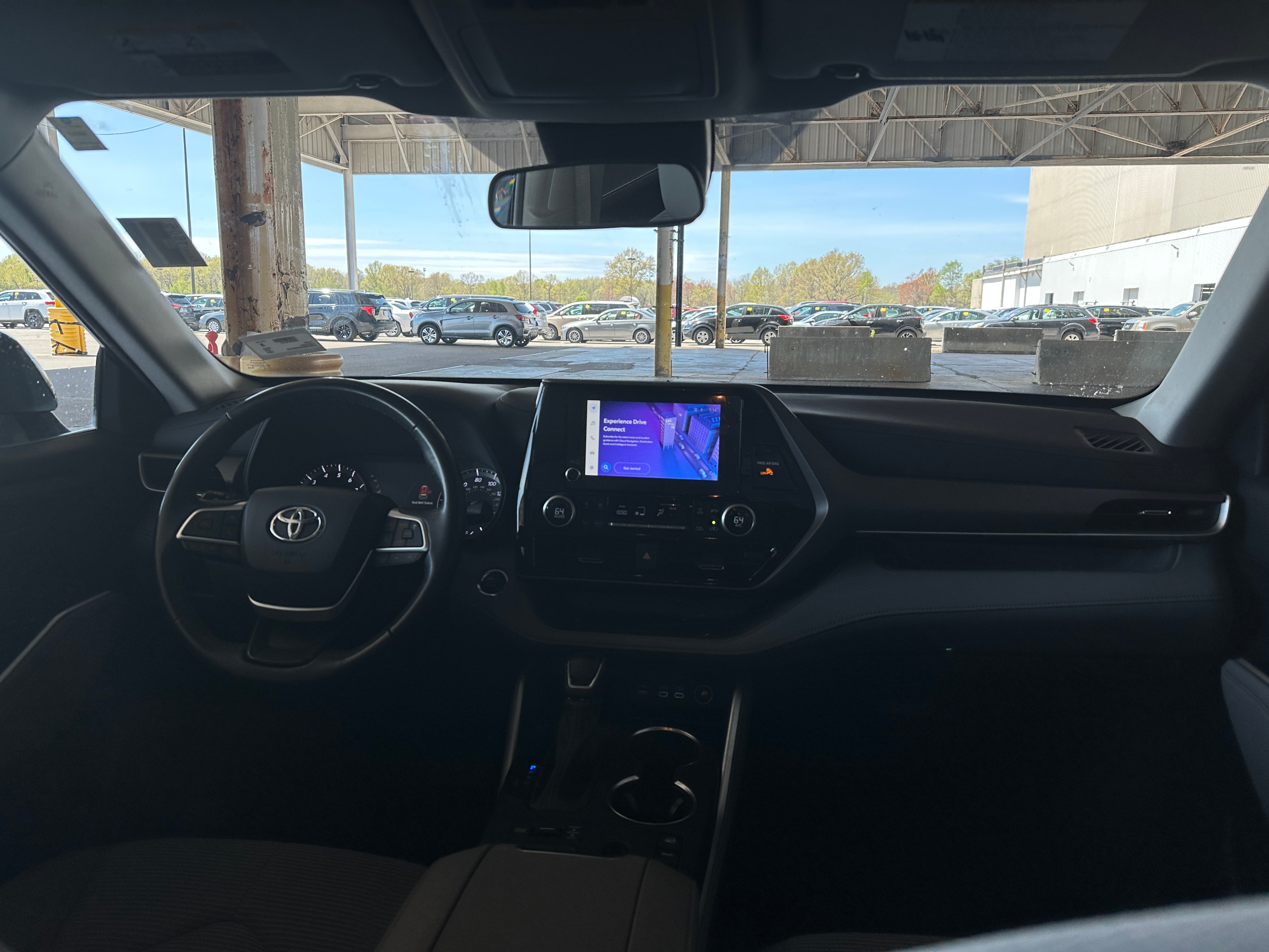 2023 Toyota Highlander LE 3