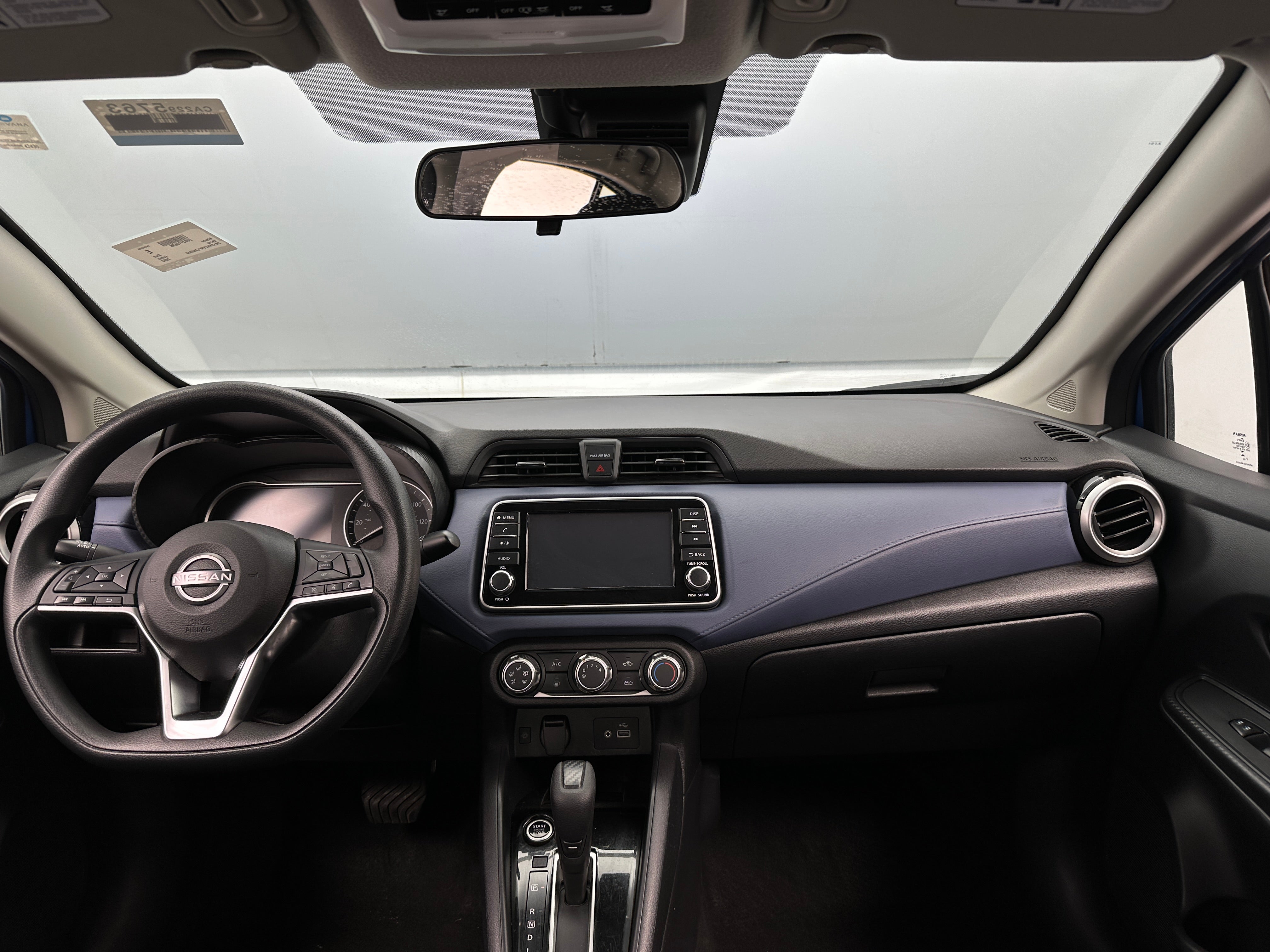 2023 Nissan Versa SV 3