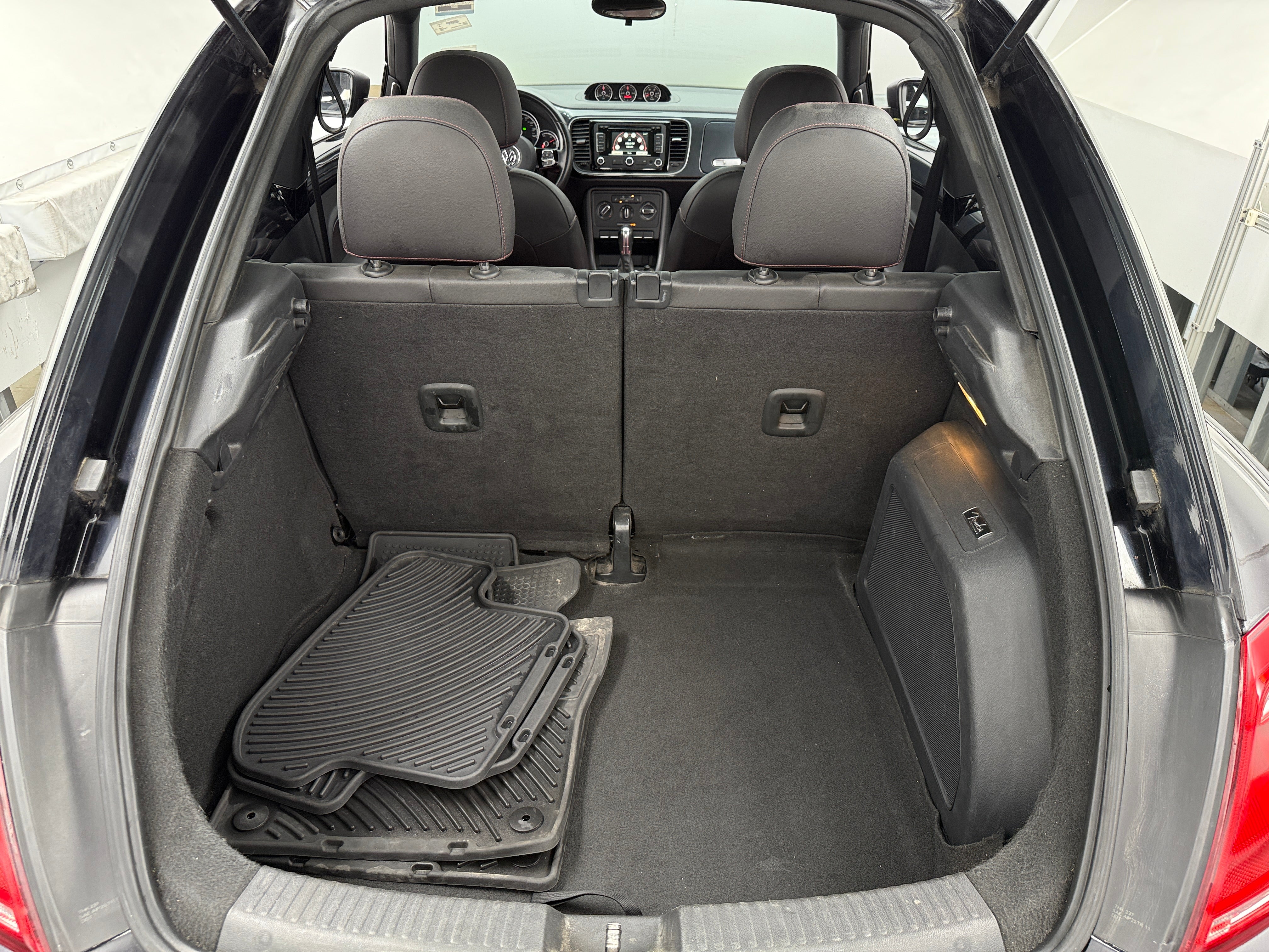 2013 Volkswagen Beetle  6