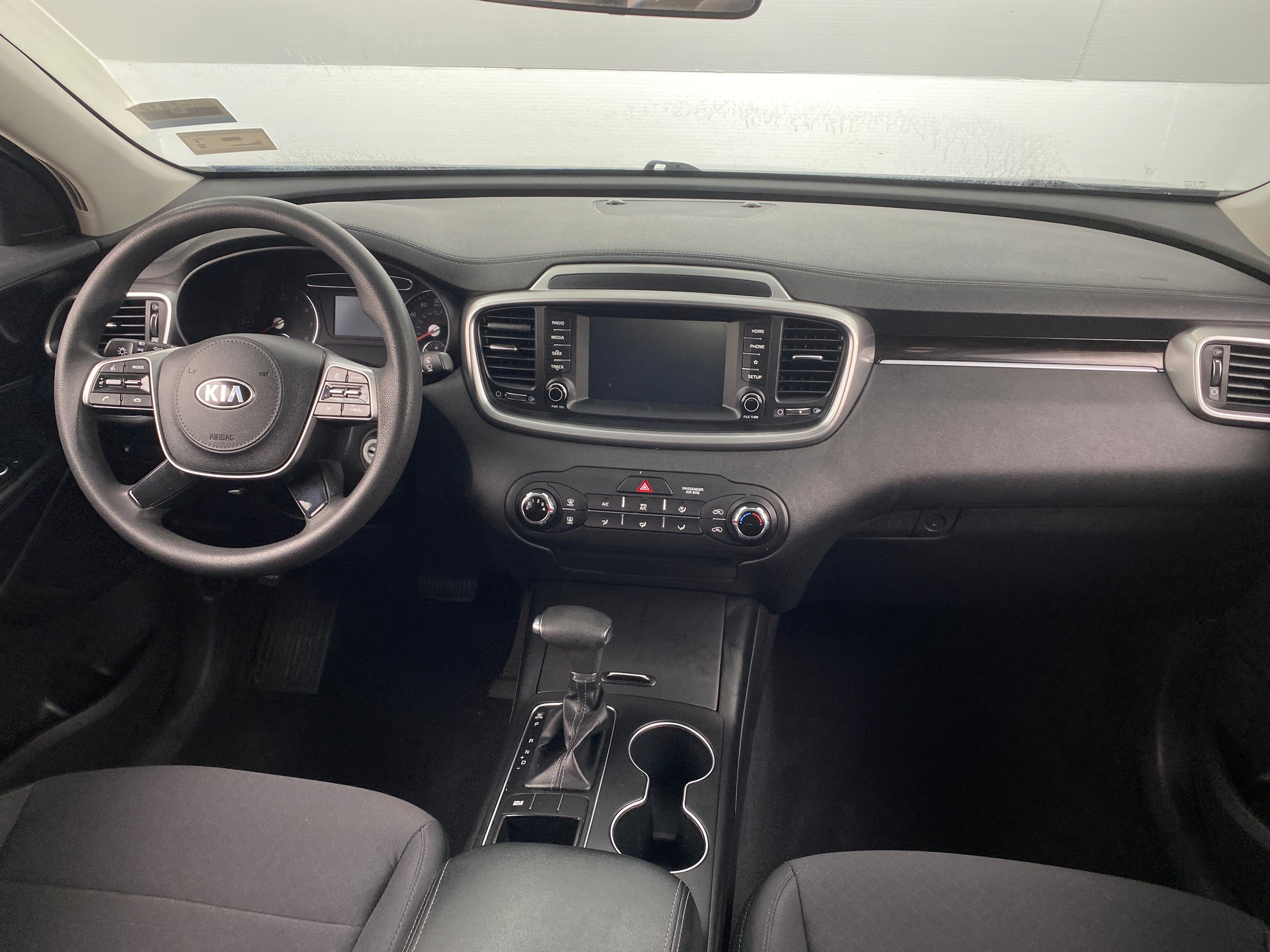 2019 Kia Sorento LX 3