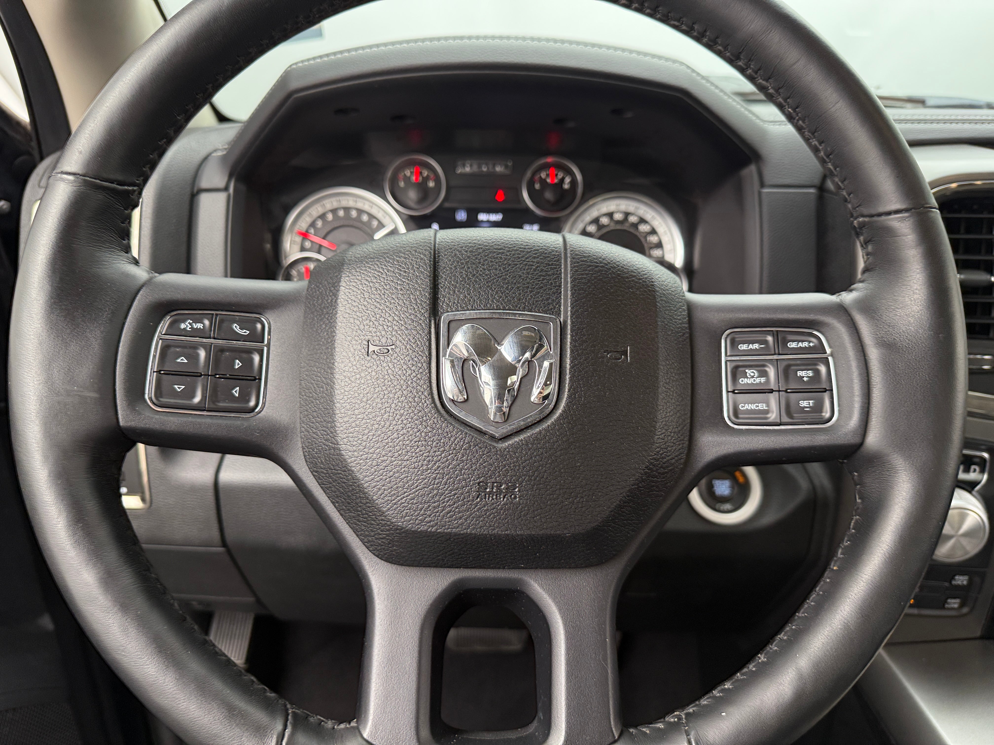 2016 RAM 1500 Sport 5