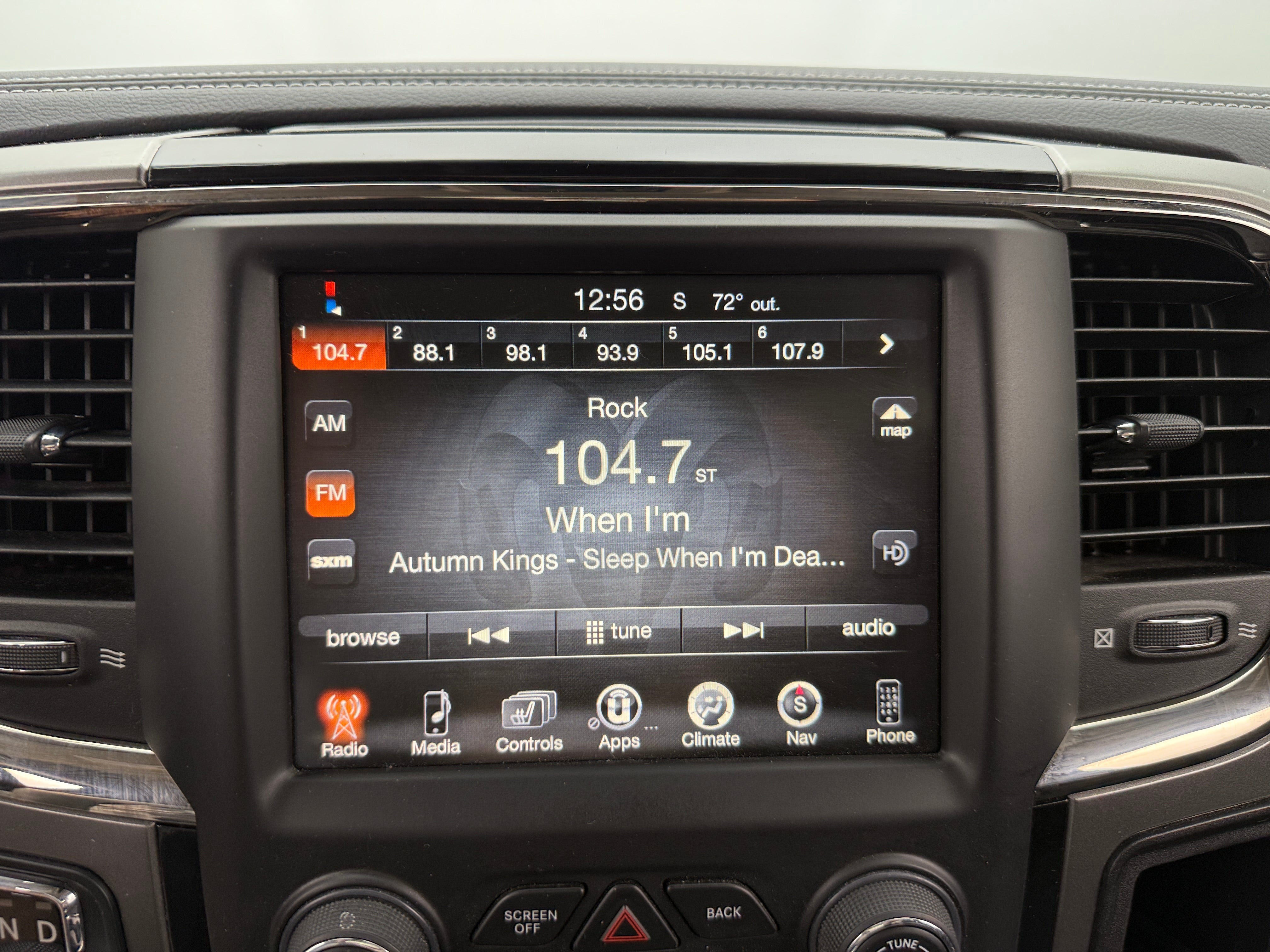2016 RAM 1500 Sport 4