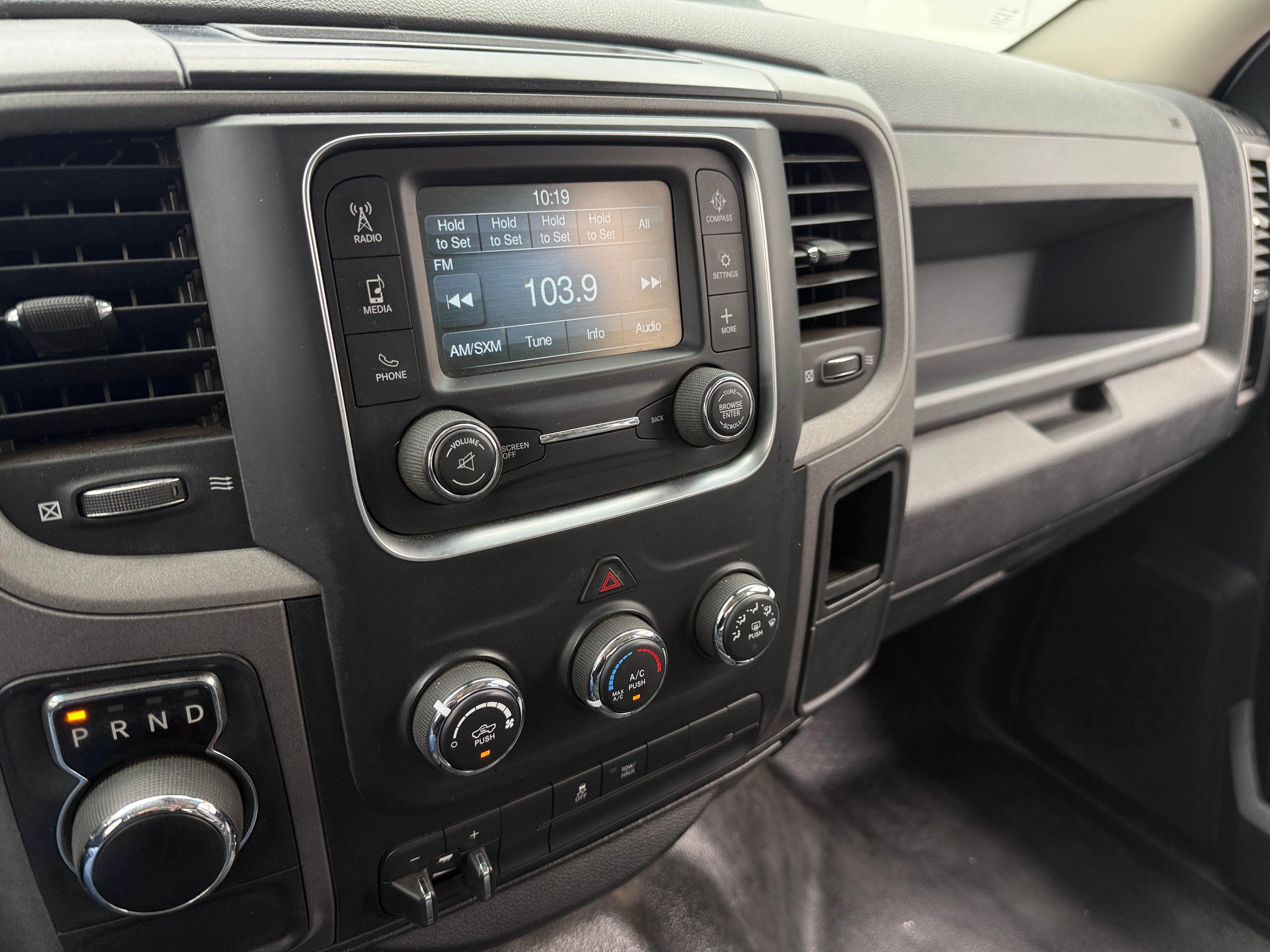 2019 RAM 1500 Classic Tradesman 4