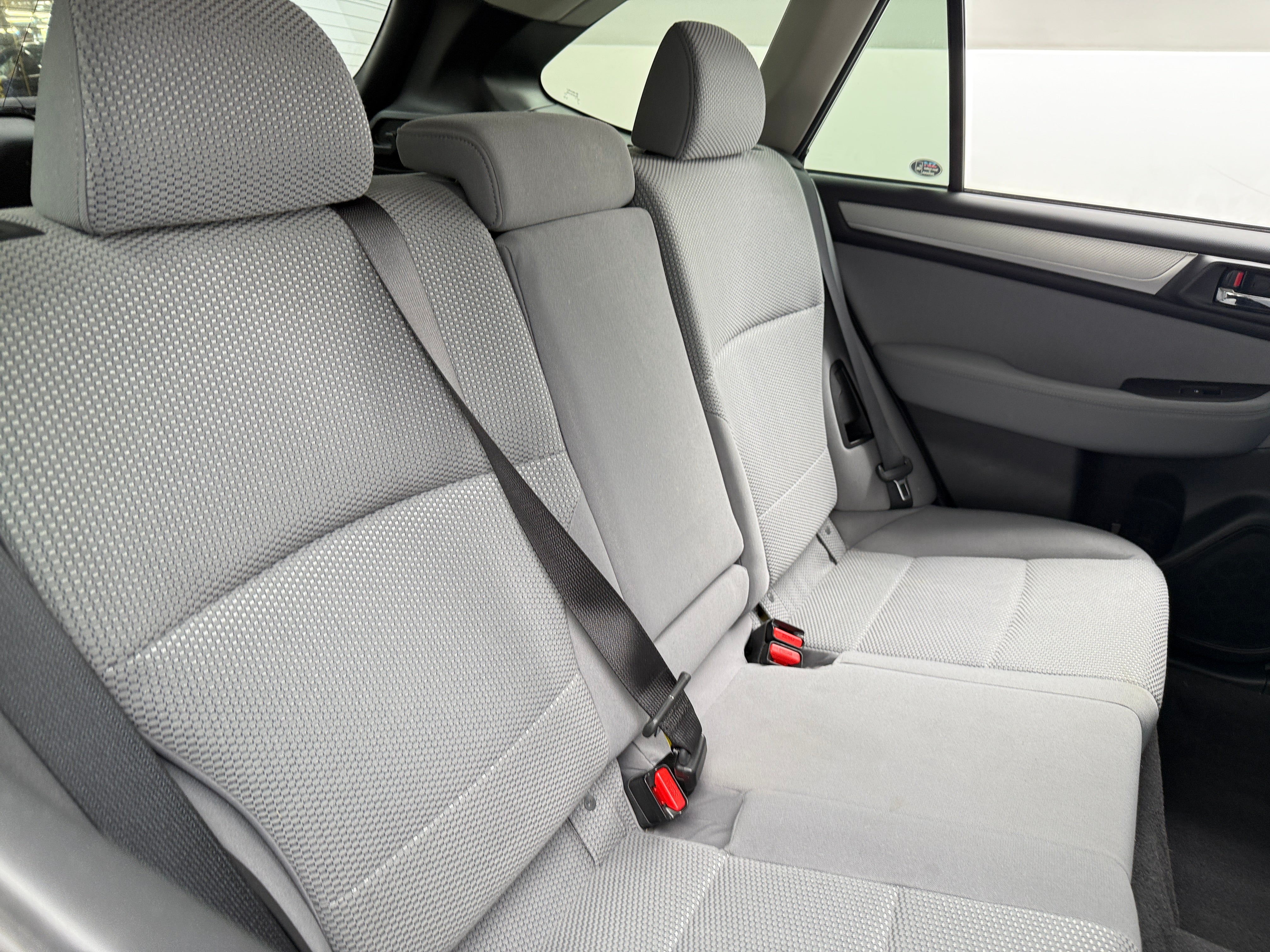 2018 Subaru Outback Premium 6
