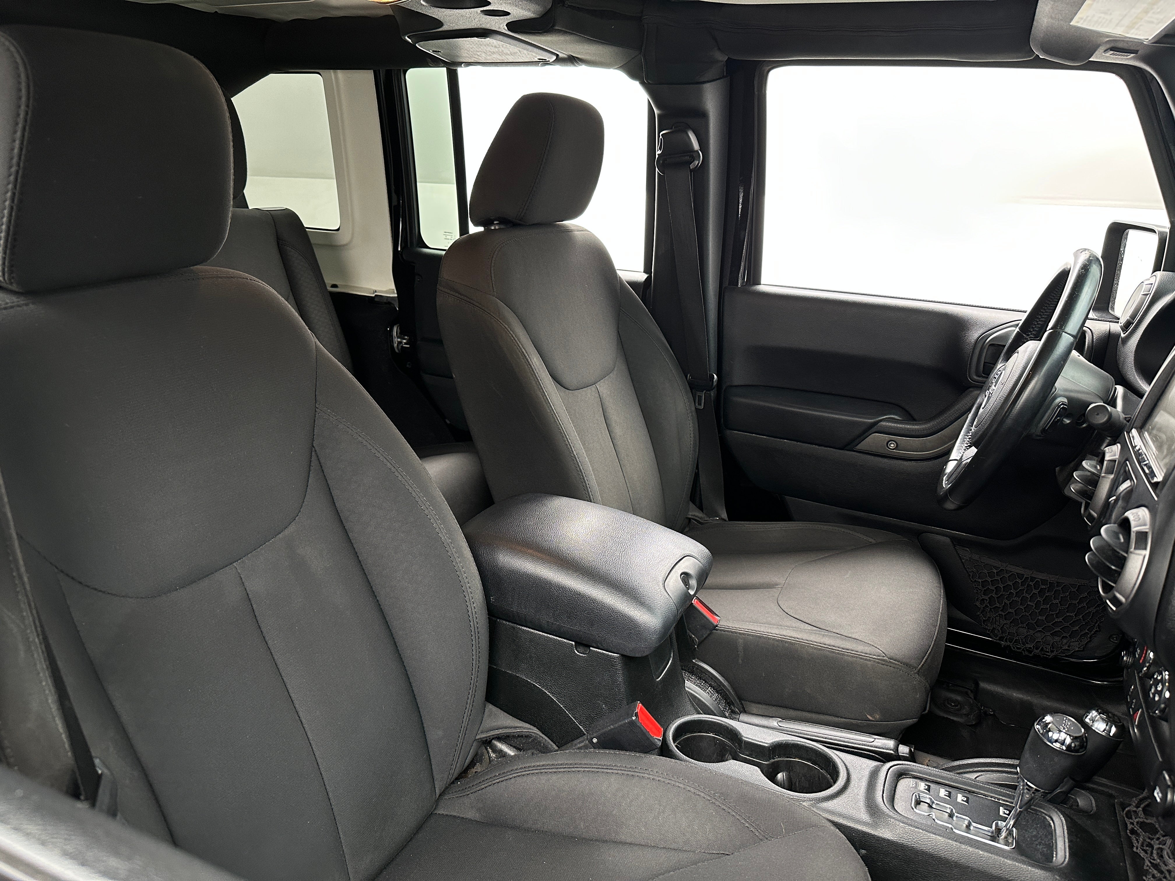 2018 Jeep Wrangler Unlimited Sport S 2