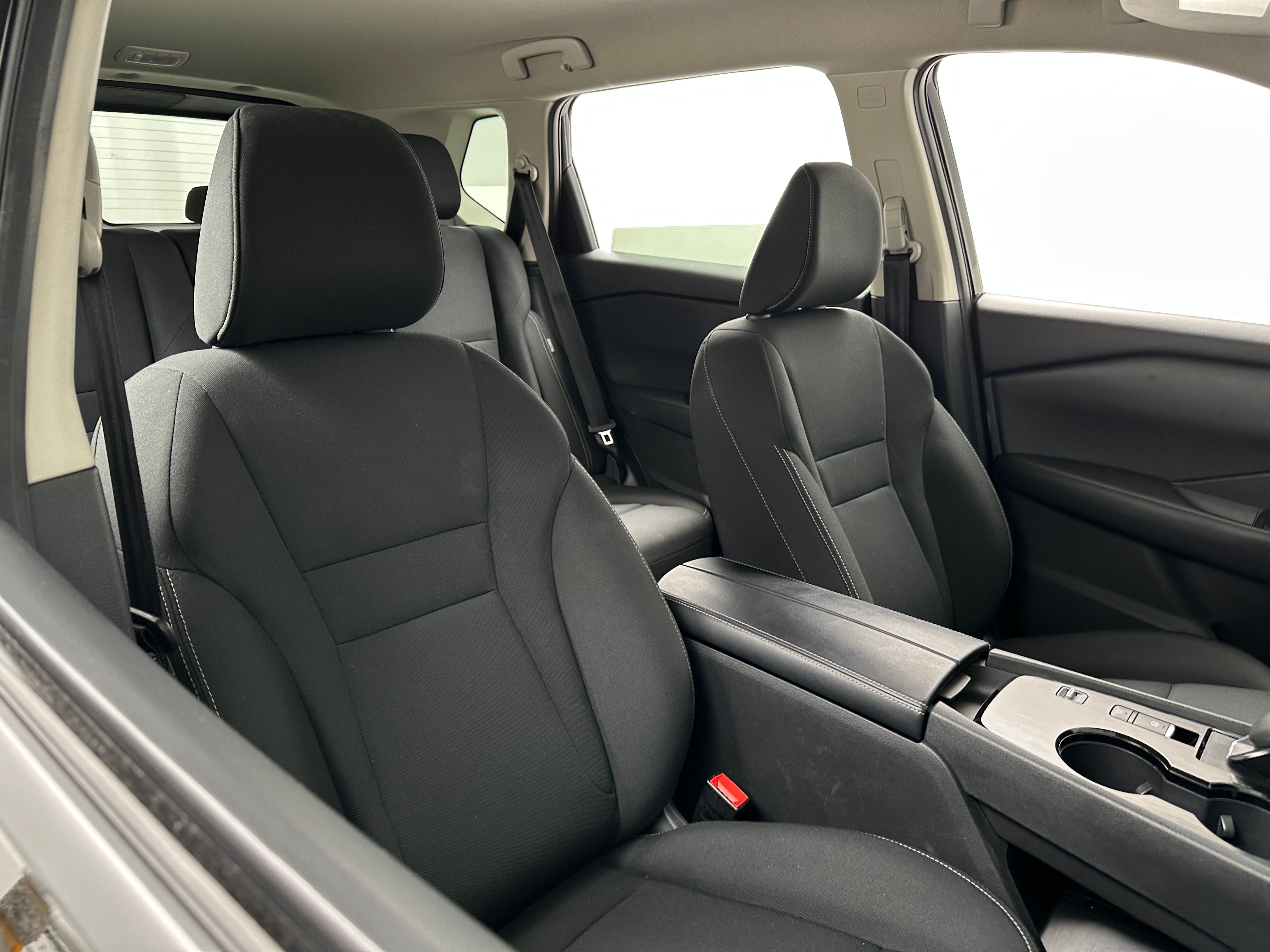 2024 Nissan Rogue S 2