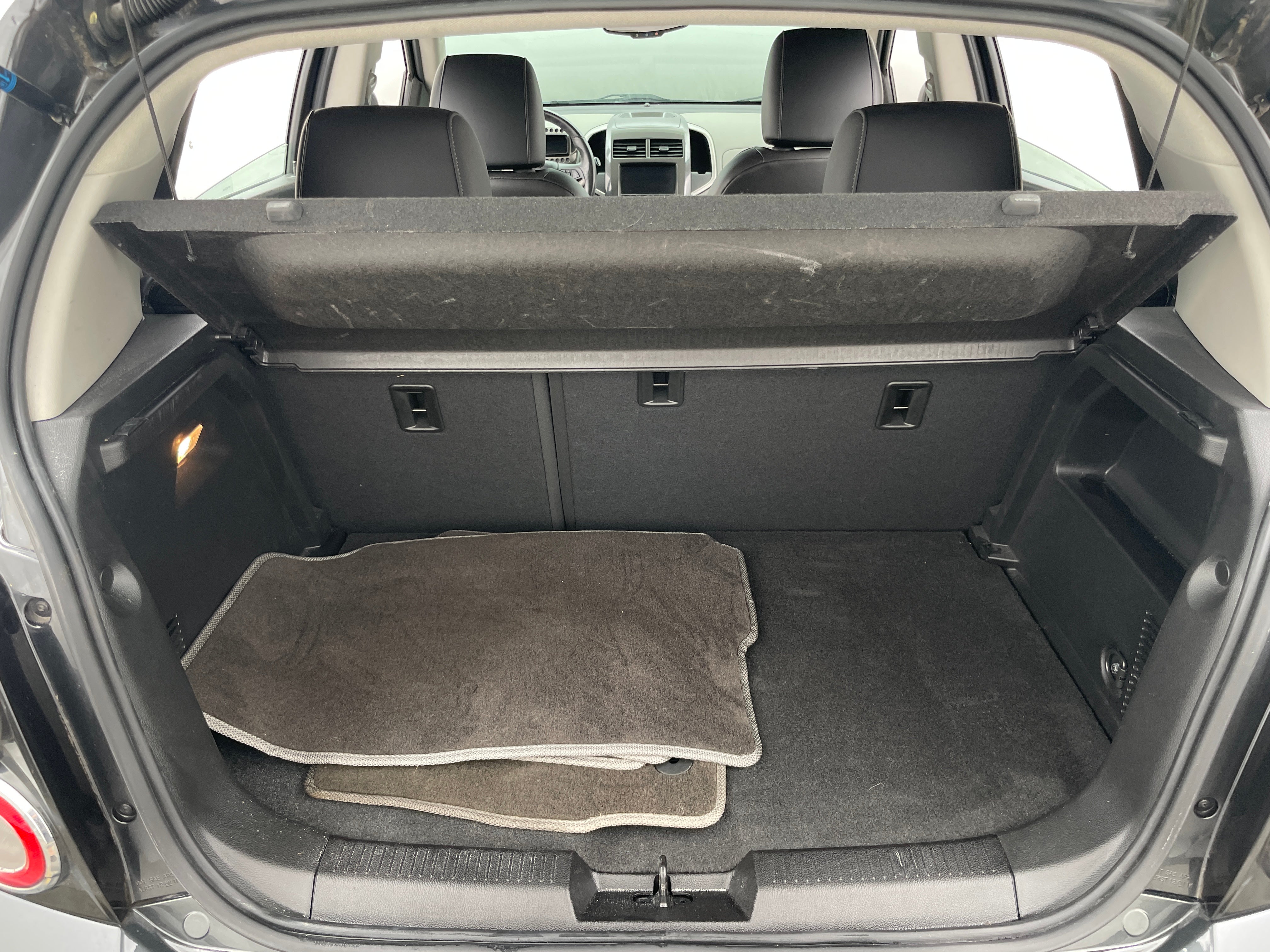 2014 Chevrolet Sonic LTZ 6