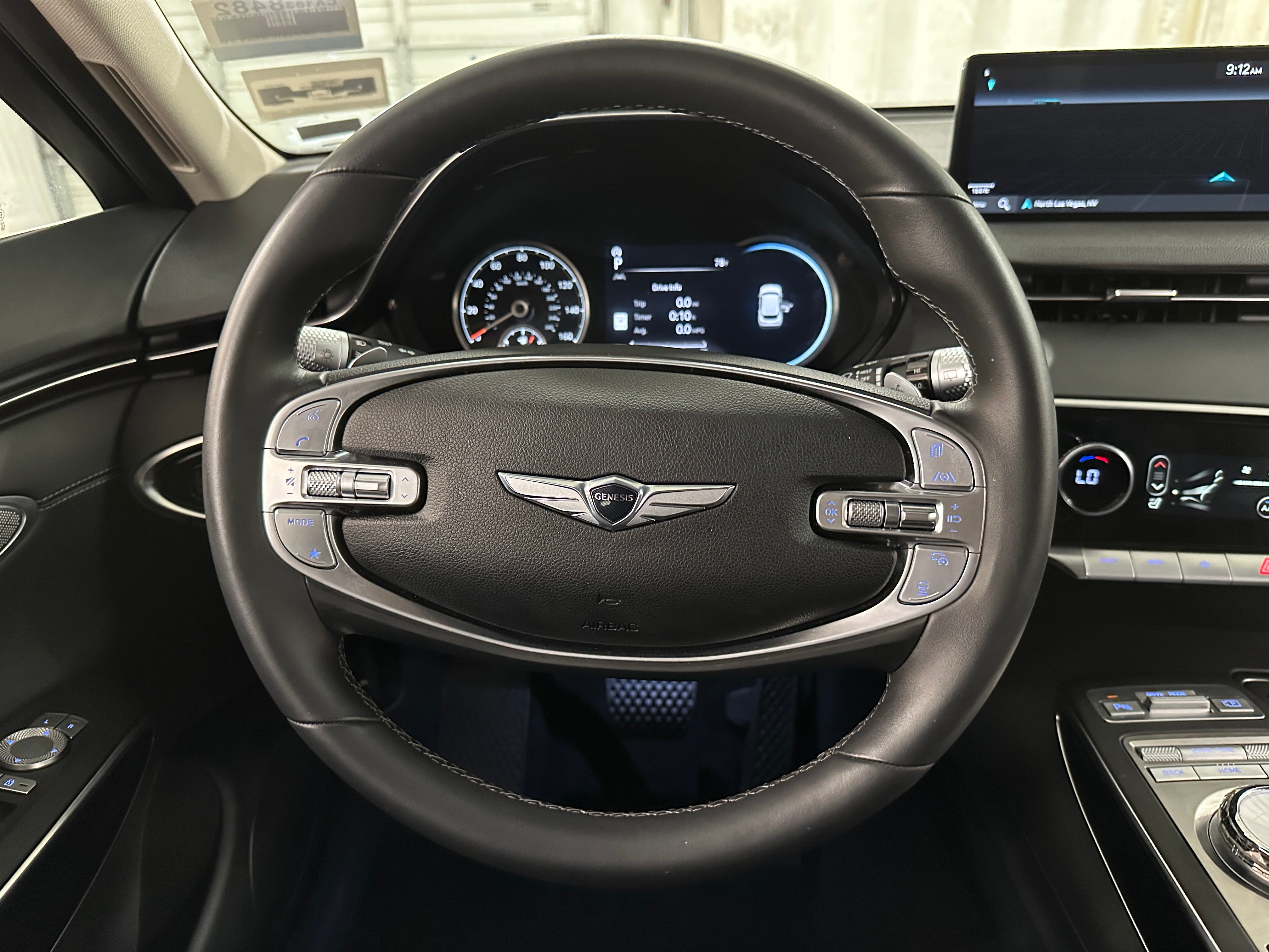 2025 Genesis GV70 Standard 4
