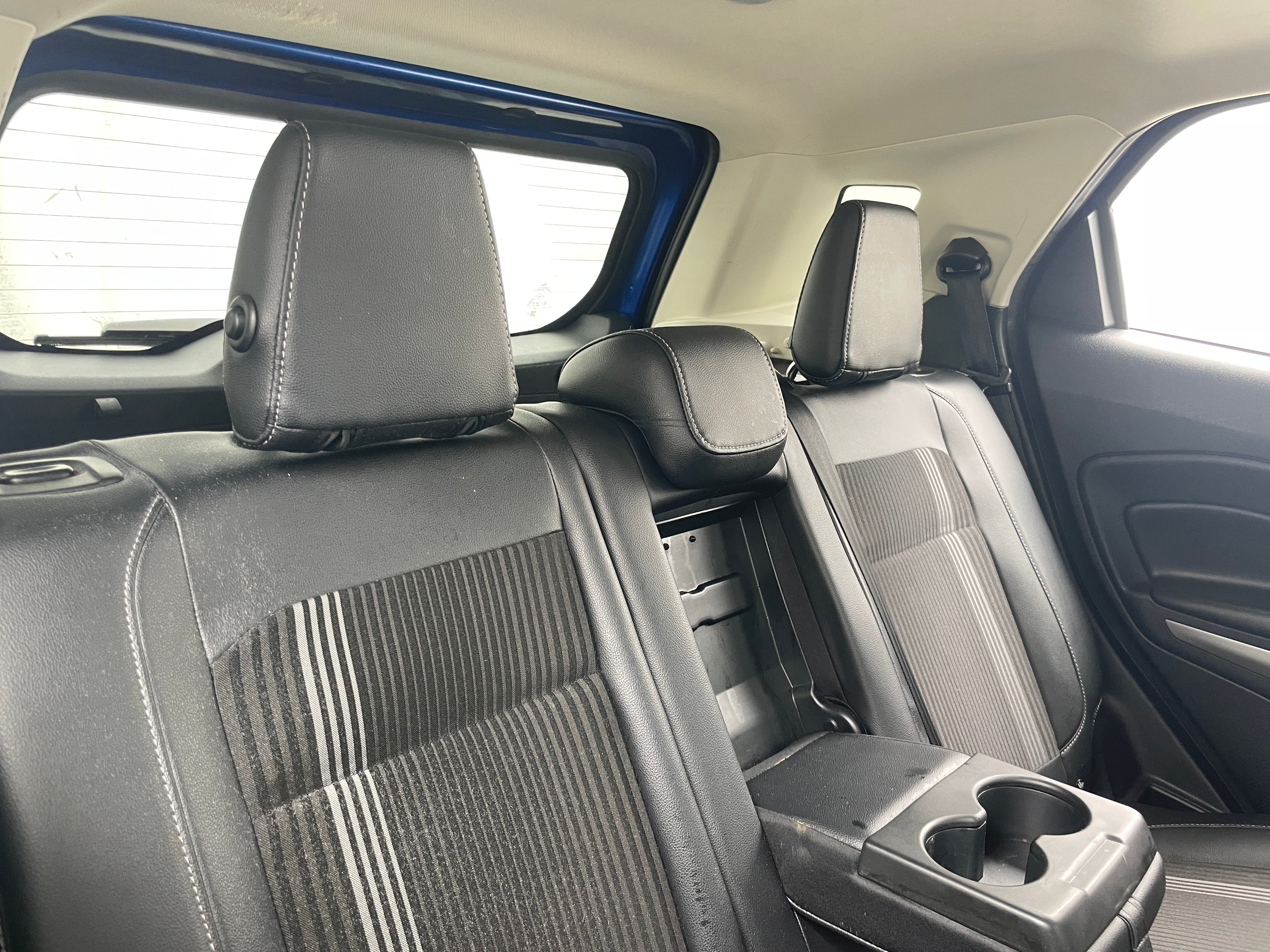2020 Ford EcoSport SES 6