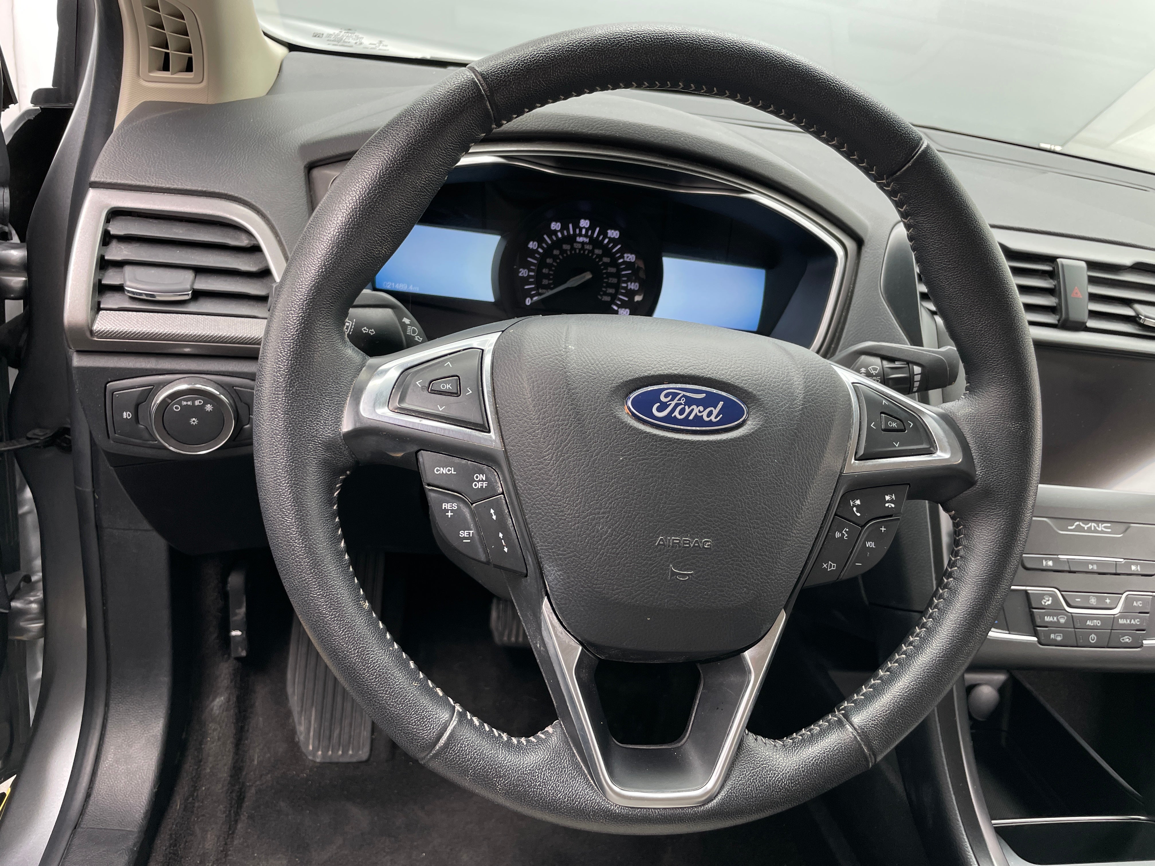 2020 Ford Fusion SE 5