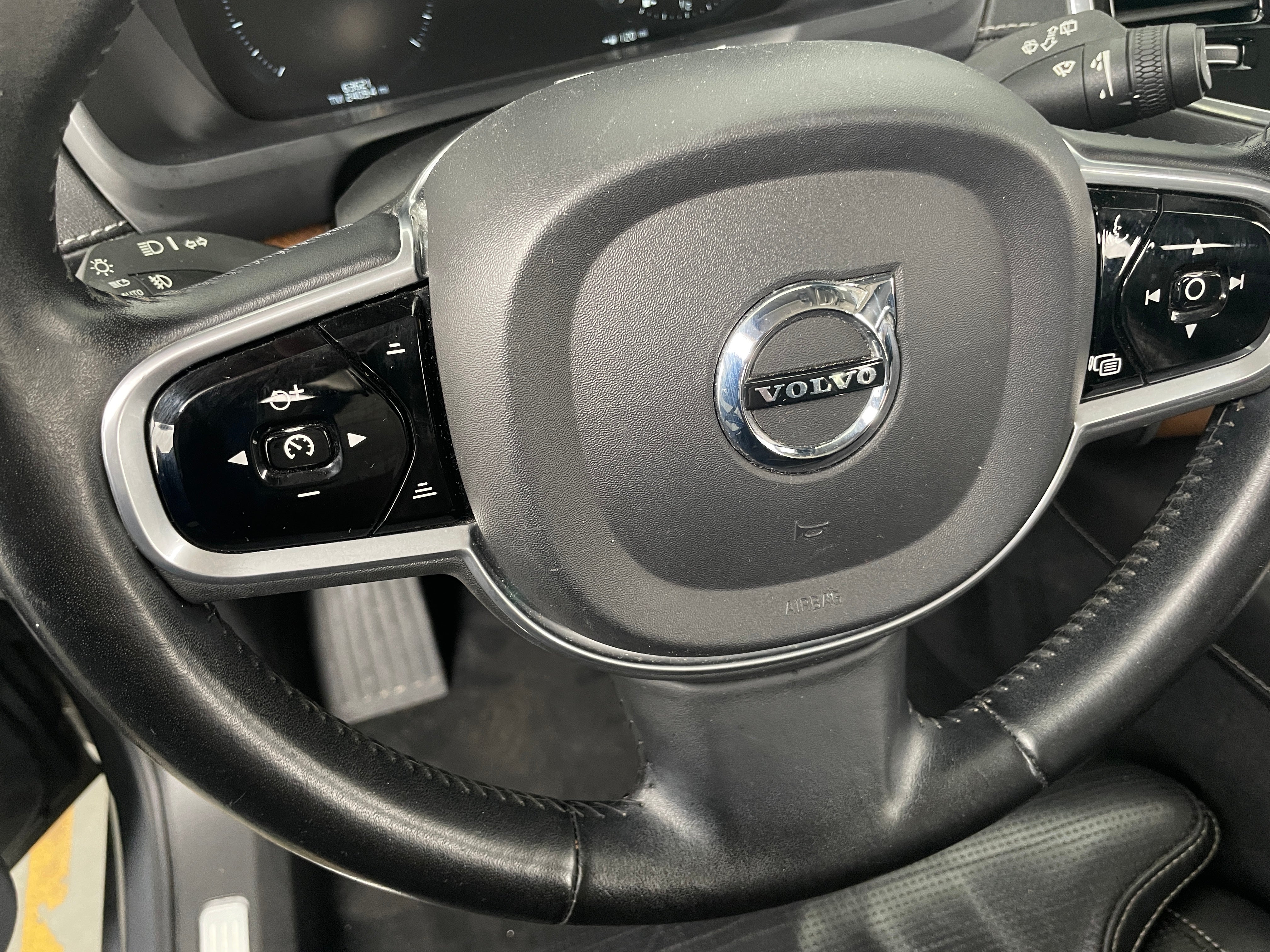2017 Volvo XC90 T6 Inscription 4