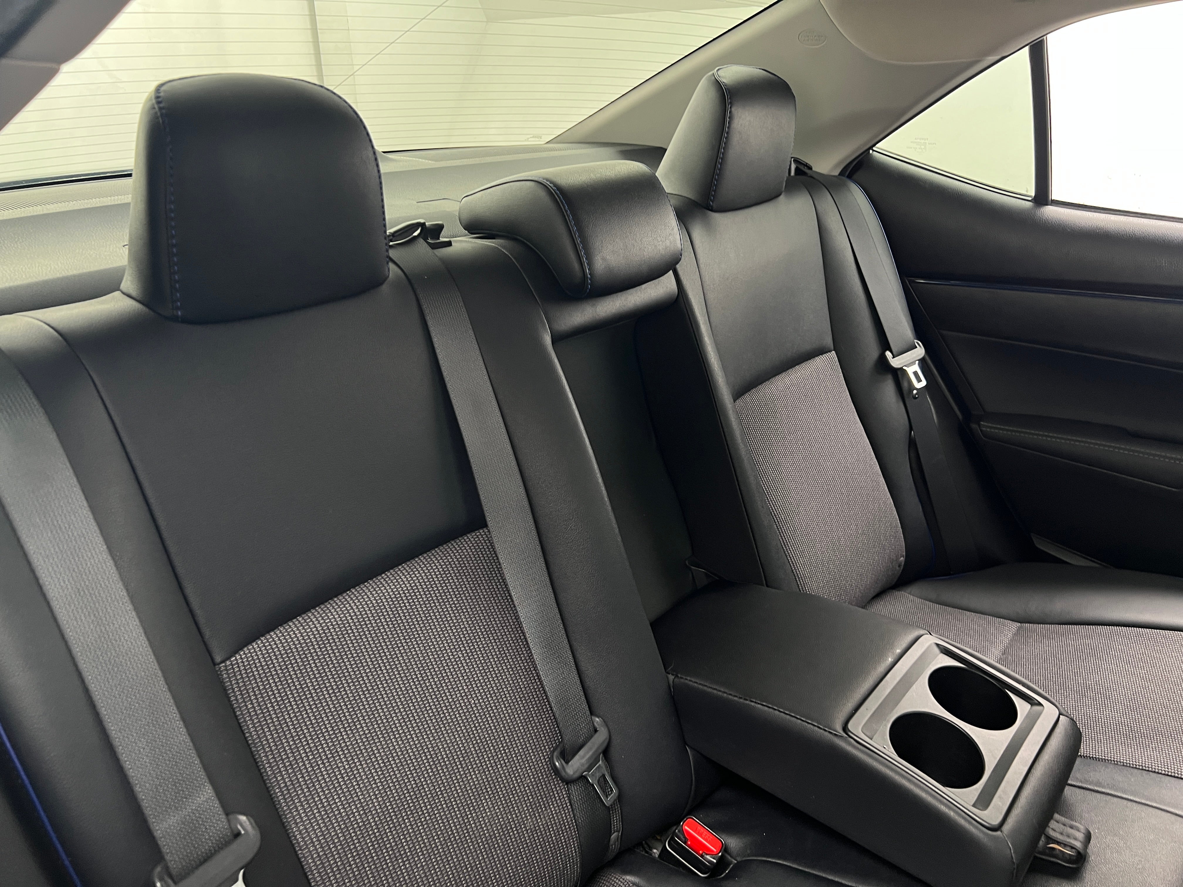 2018 Toyota Corolla SE 6