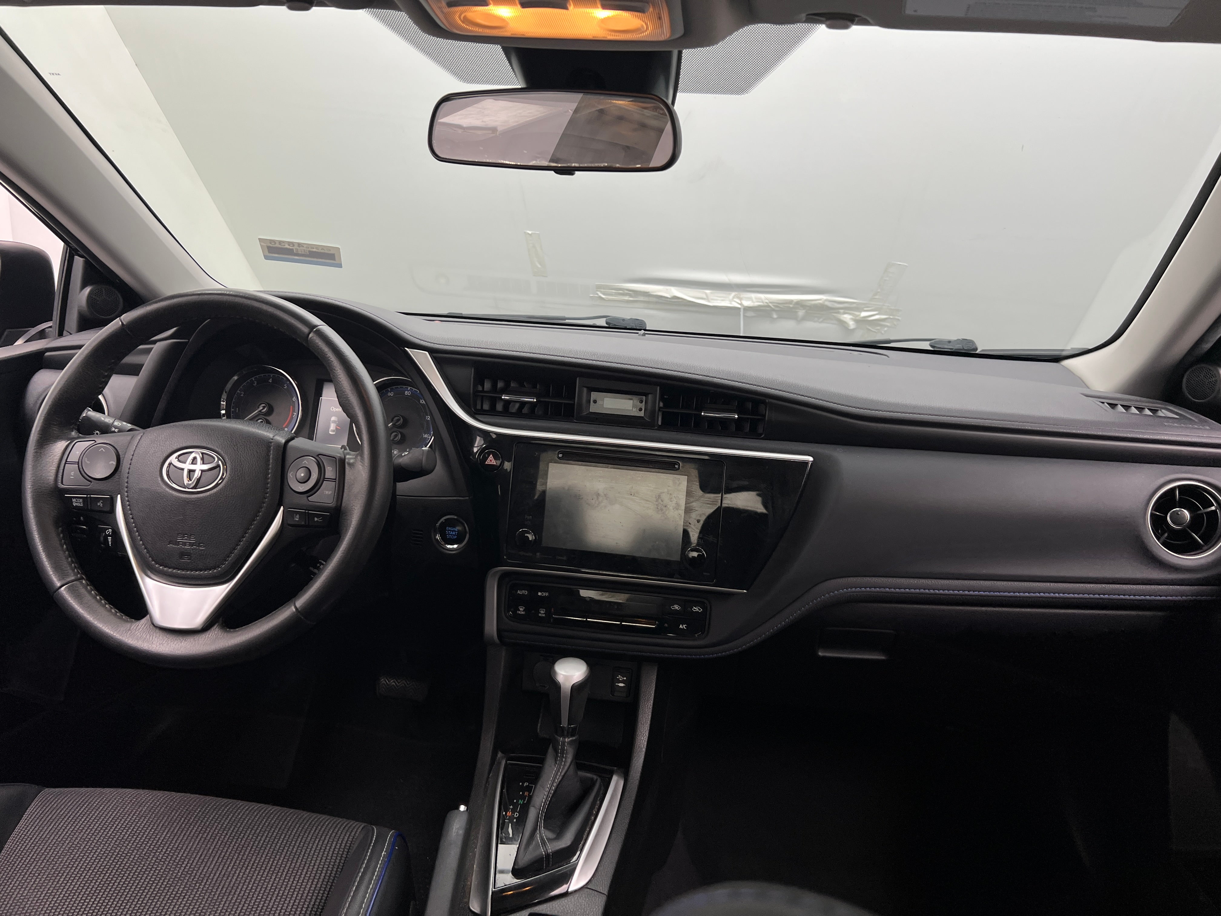 2018 Toyota Corolla SE 3