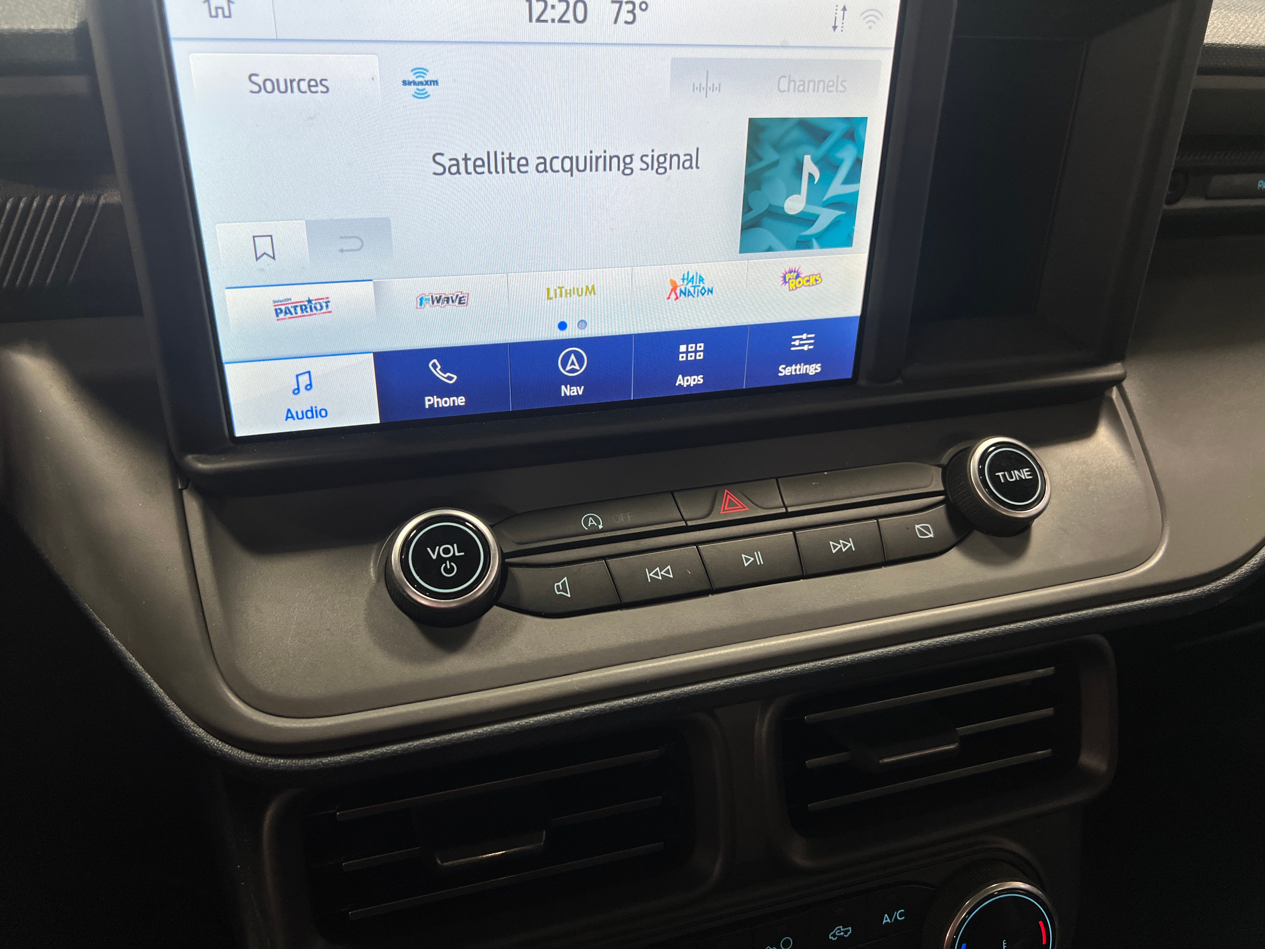 2023 Ford Maverick Lariat 3