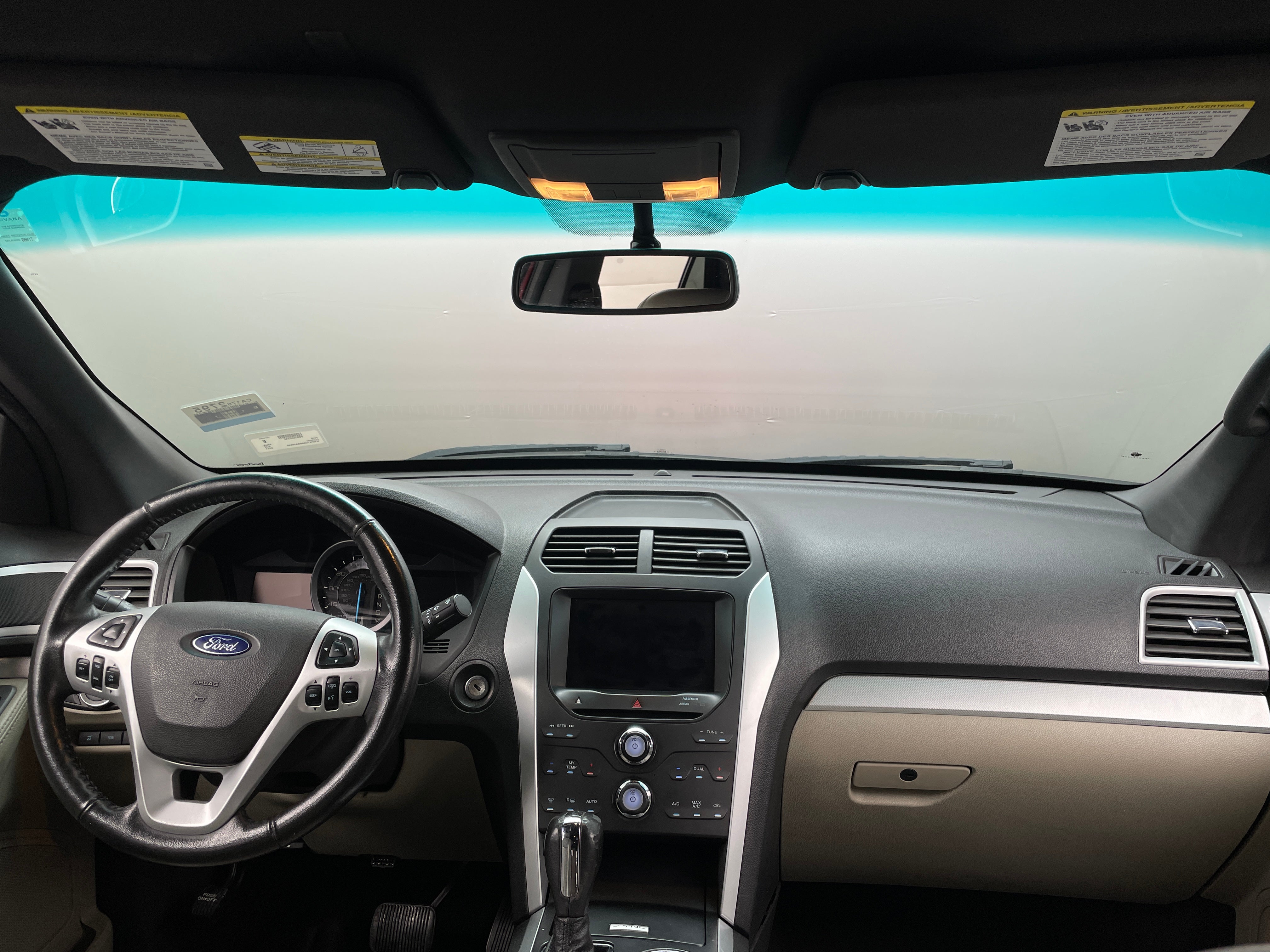 2011 Ford Explorer XLT 2