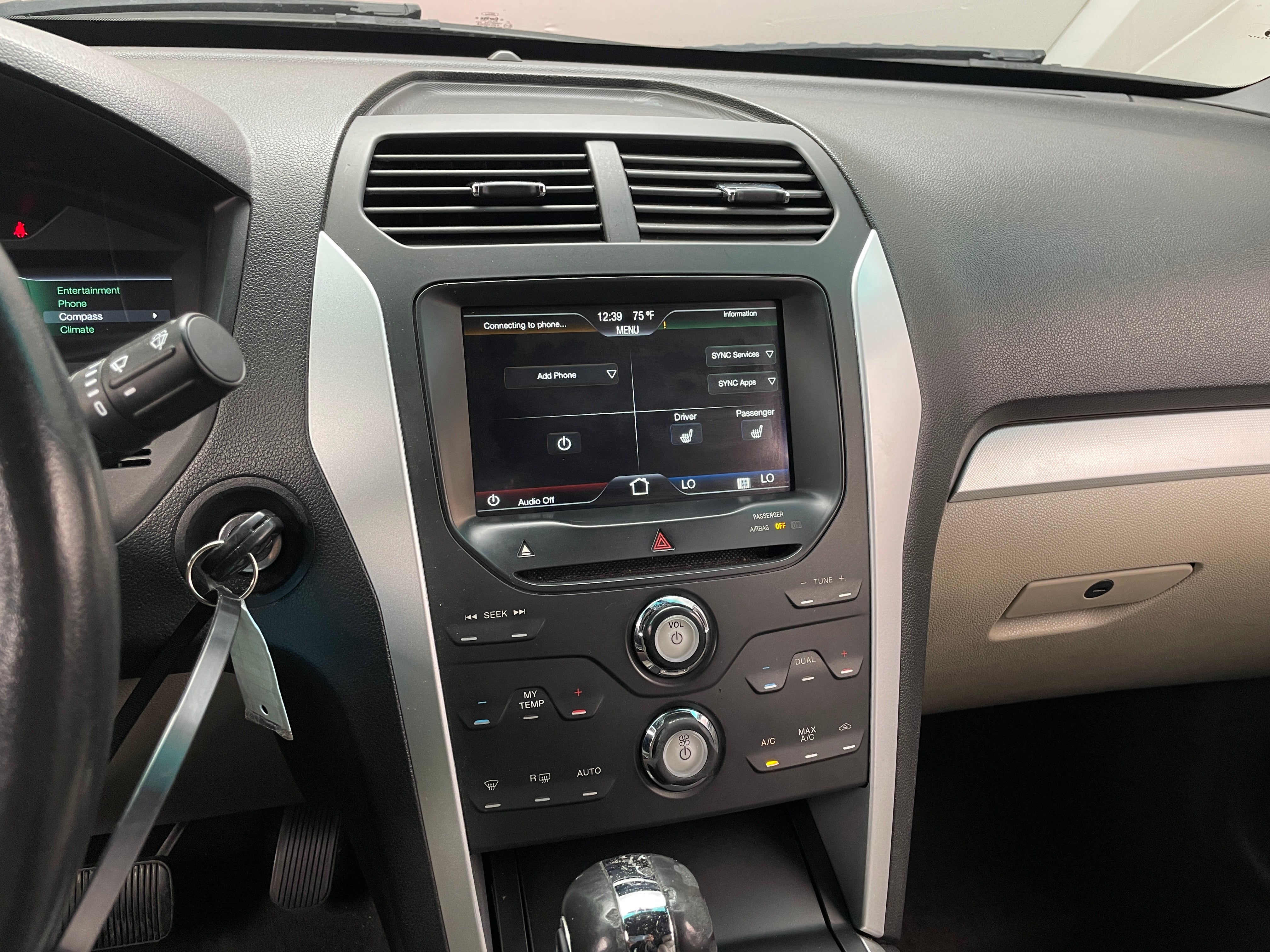 2011 Ford Explorer XLT 3