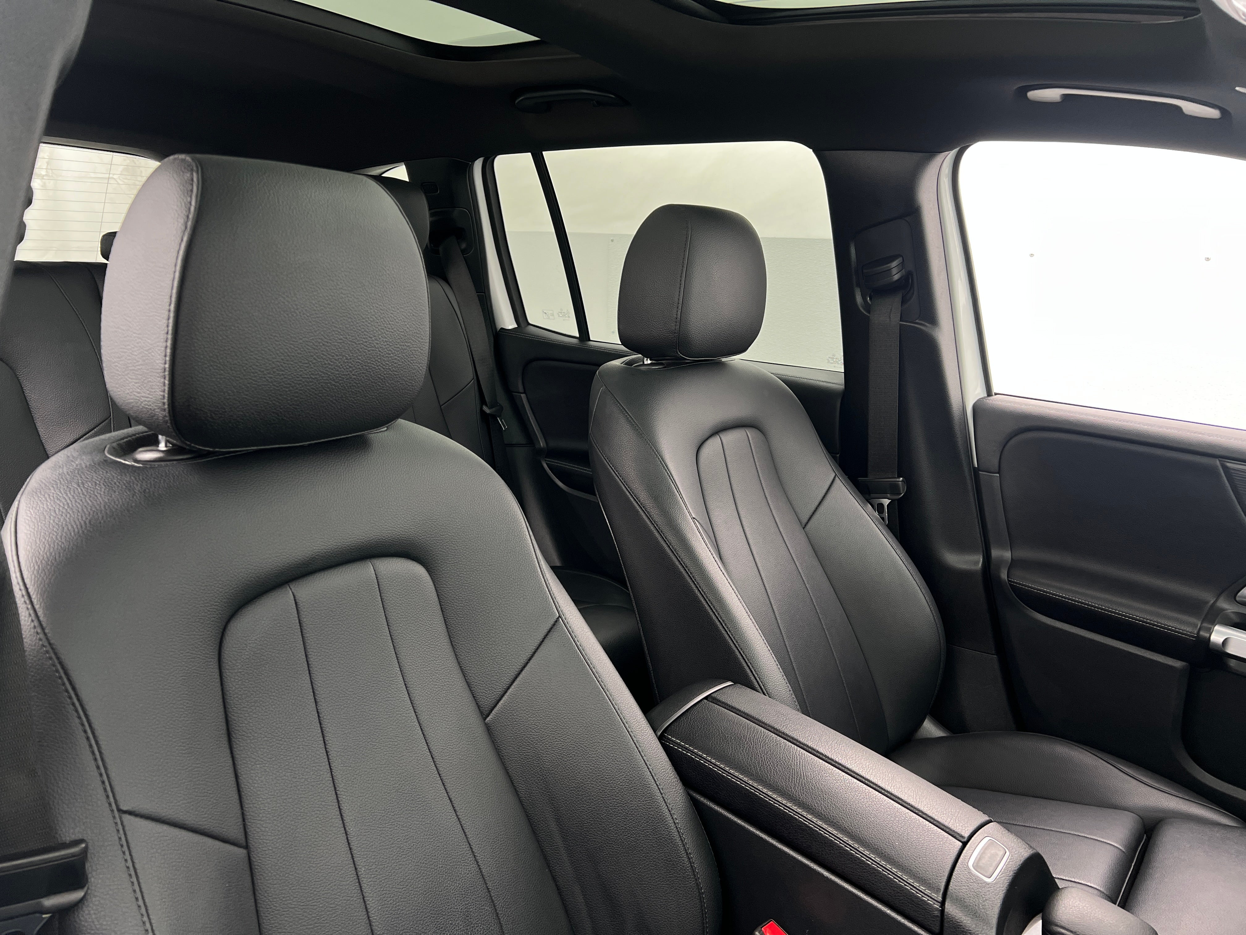 2023 Mercedes-Benz GLB 250 2