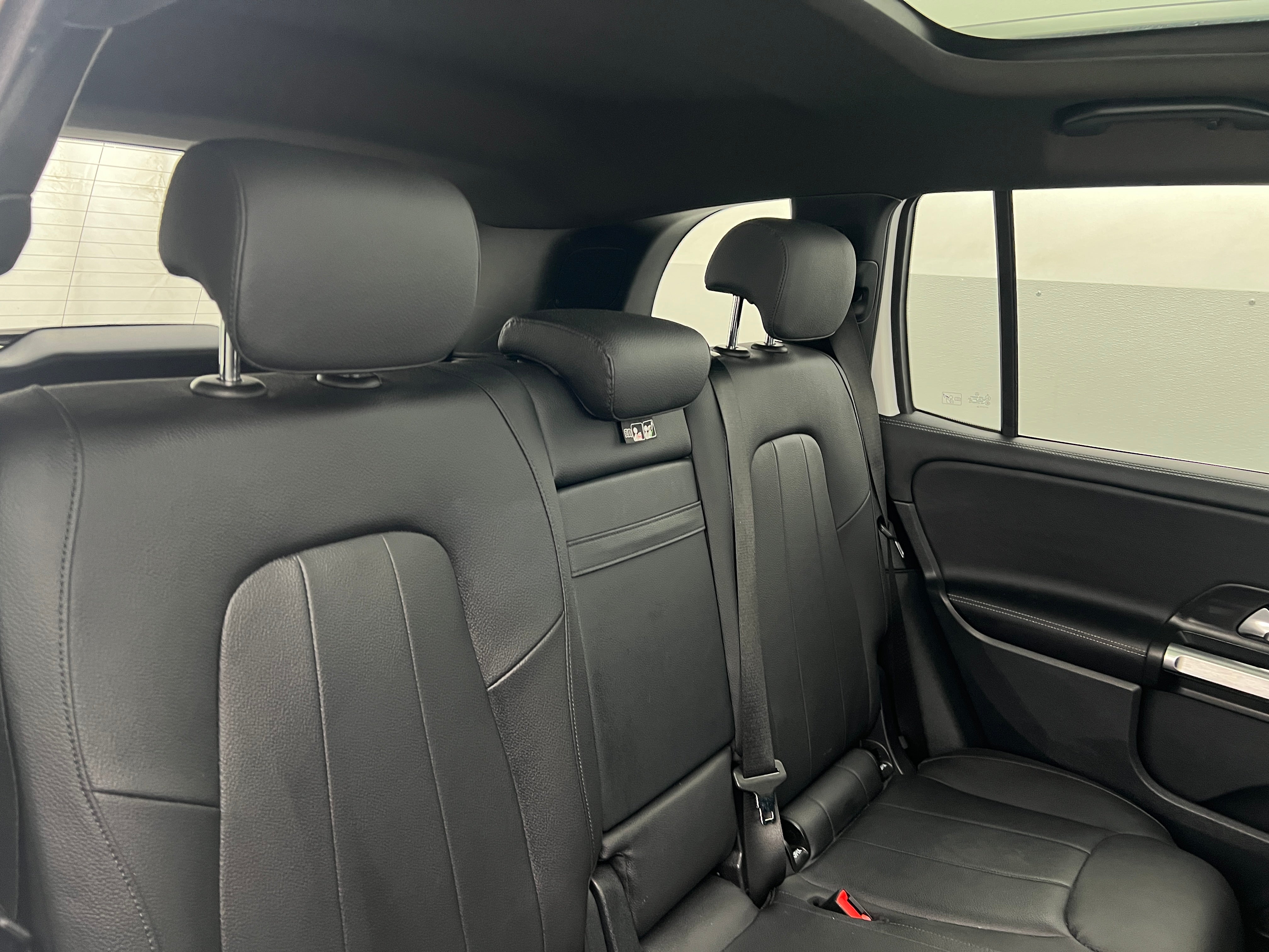 2023 Mercedes-Benz GLB 250 6