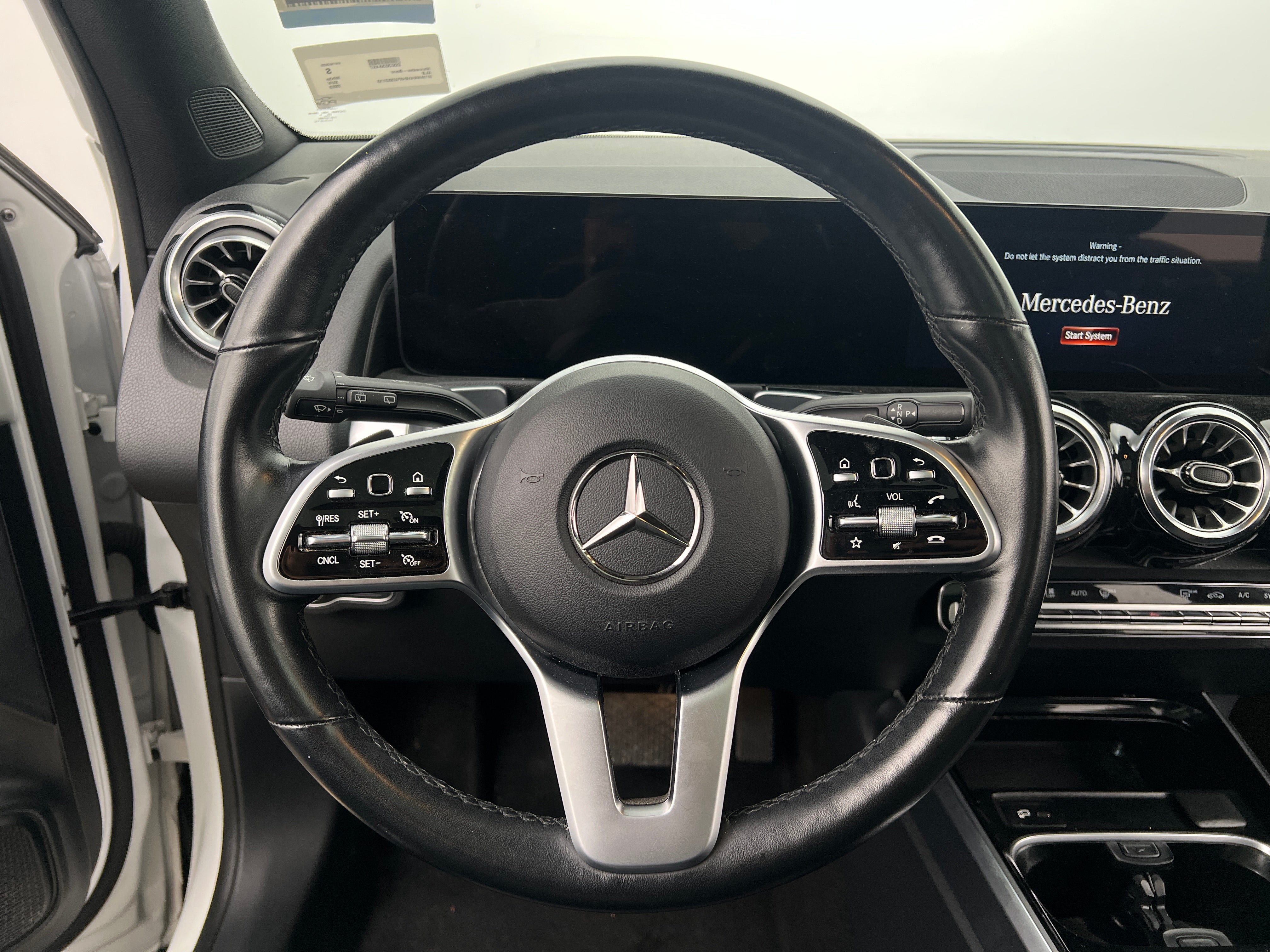 2023 Mercedes-Benz GLB 250 5