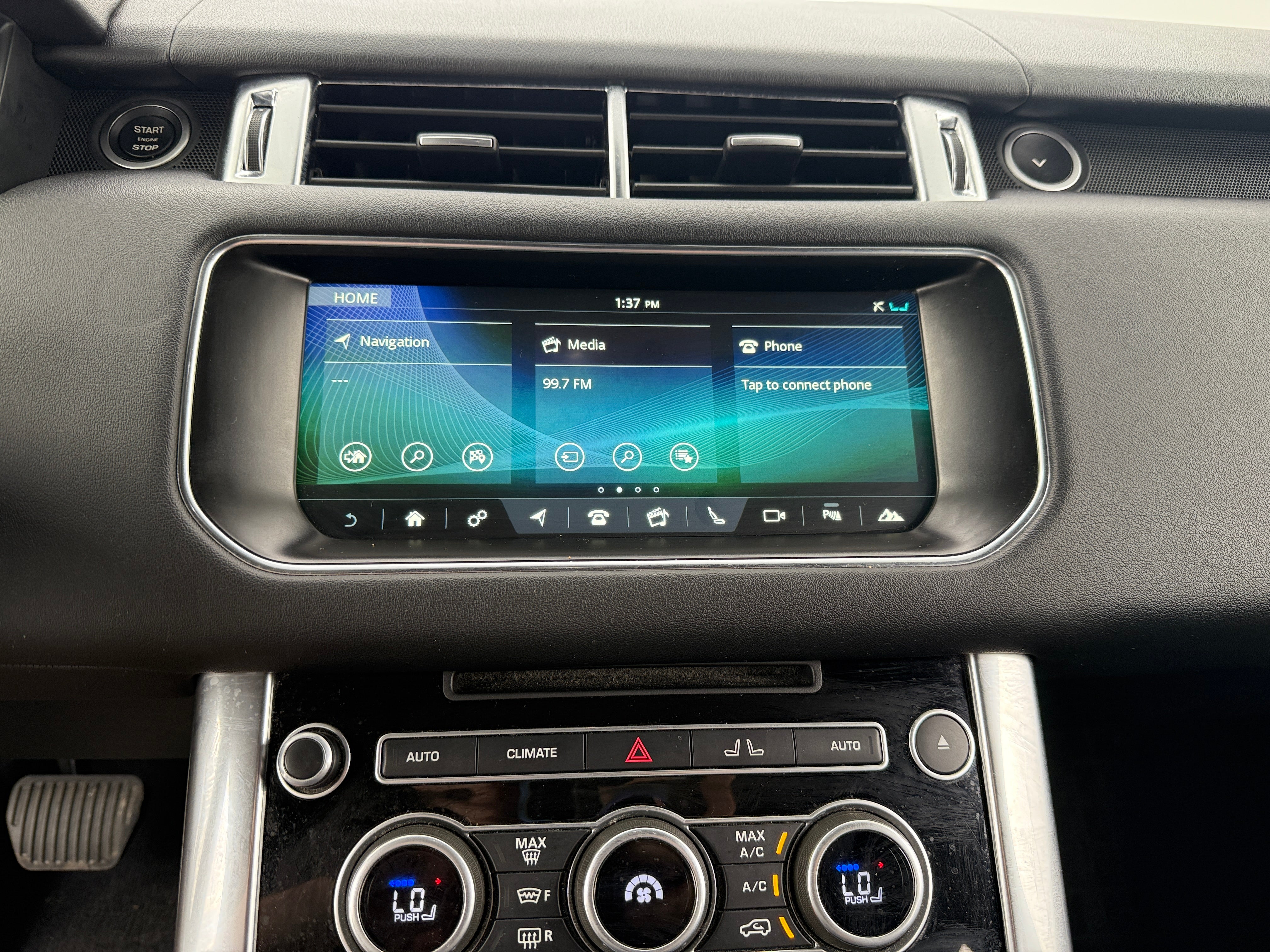 2017 Land Rover Range Rover Sport HSE 3