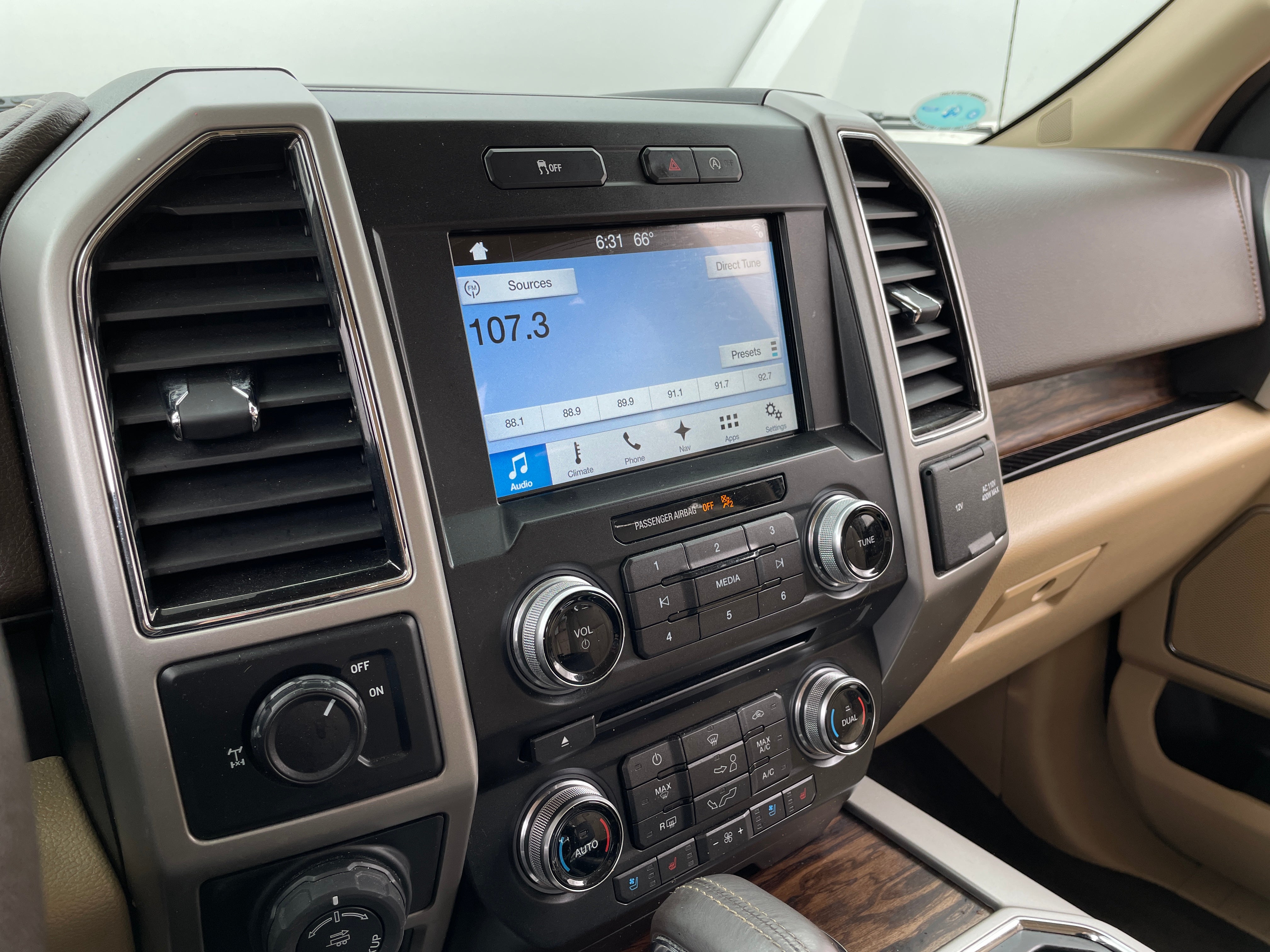 2018 Ford Econoline E-150 3