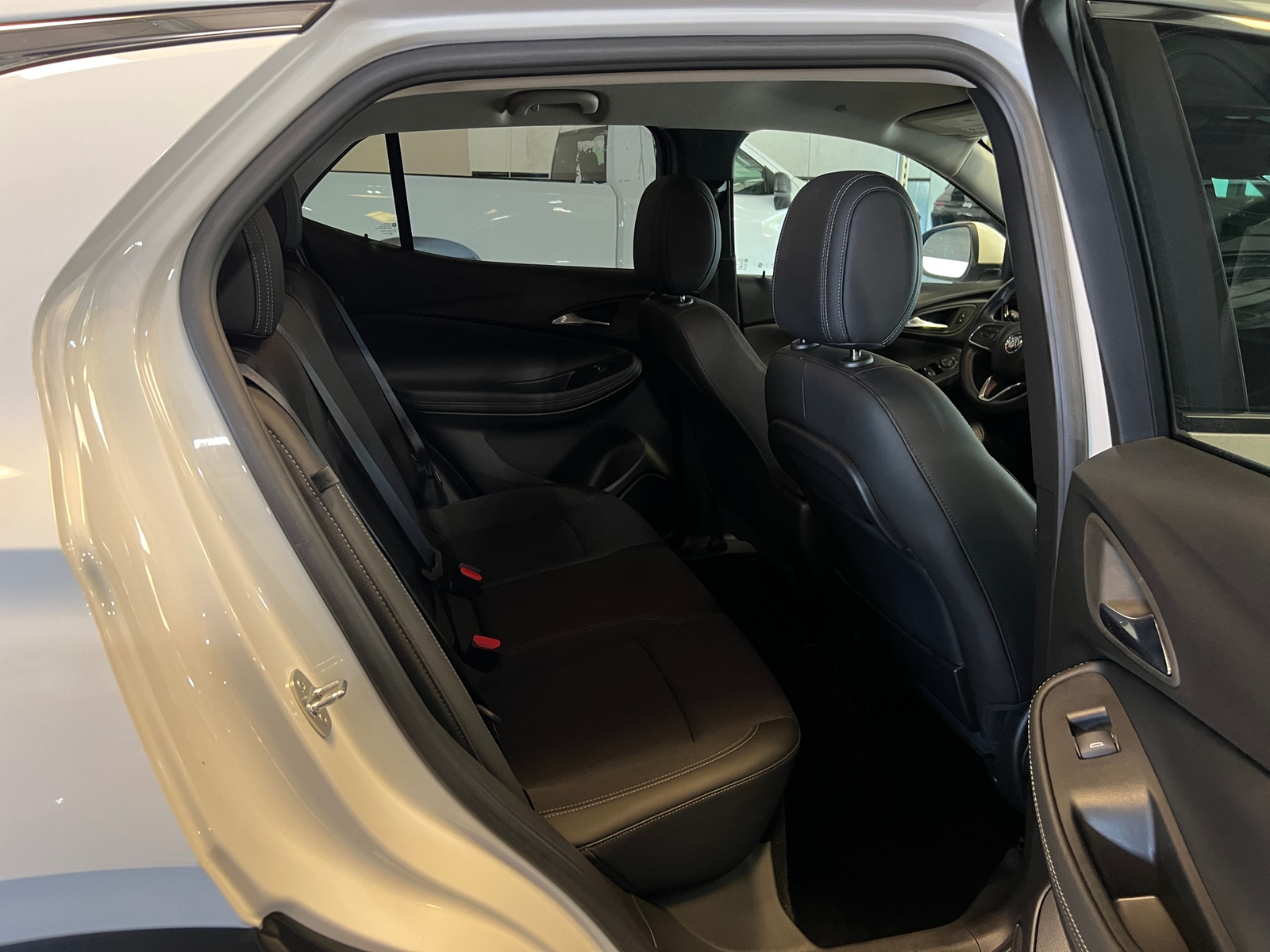 Thumbnail: 2023 Buick Encore GX - 5